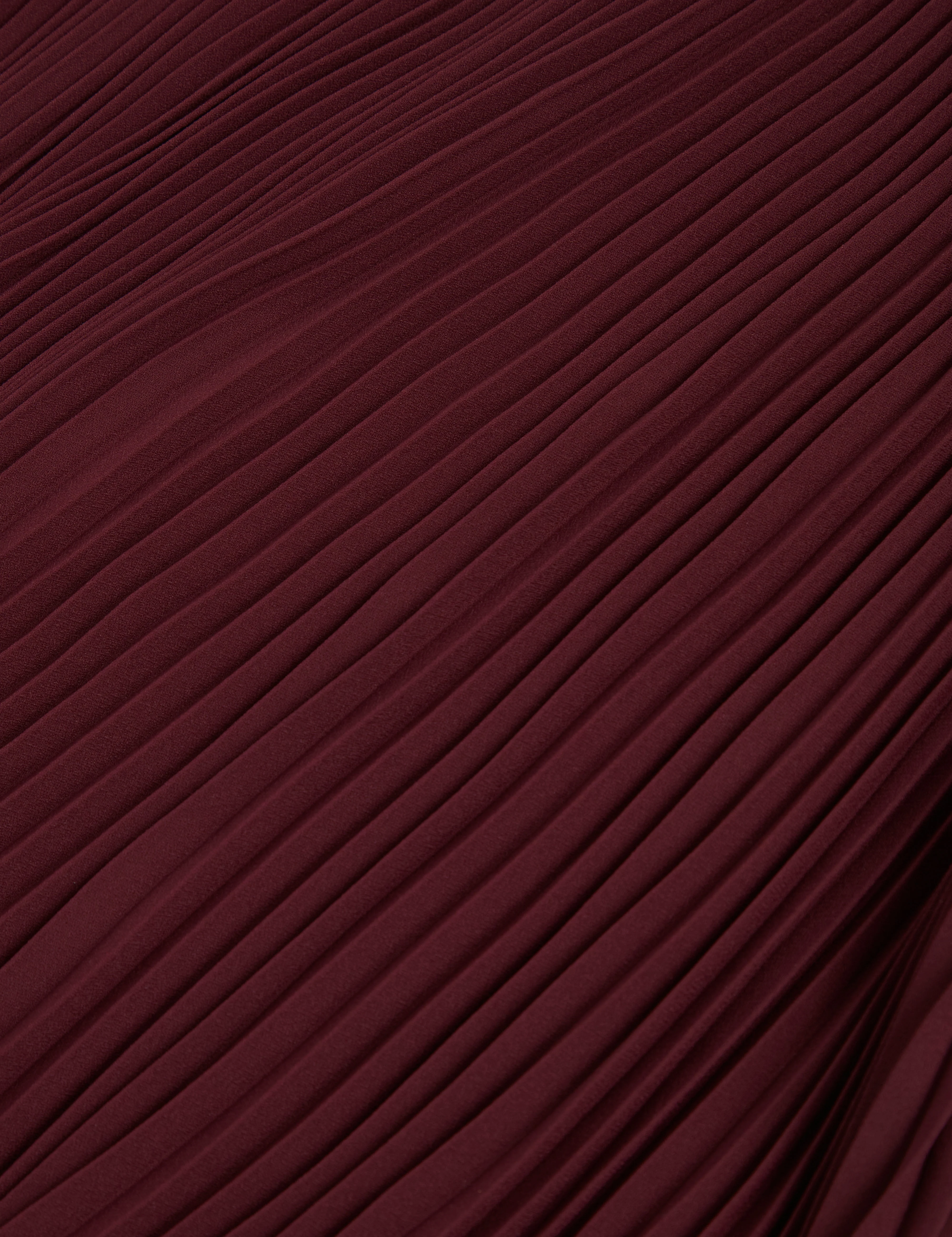Agara Crepe Pleated Short Sleeve Top Oxblood - Image 3