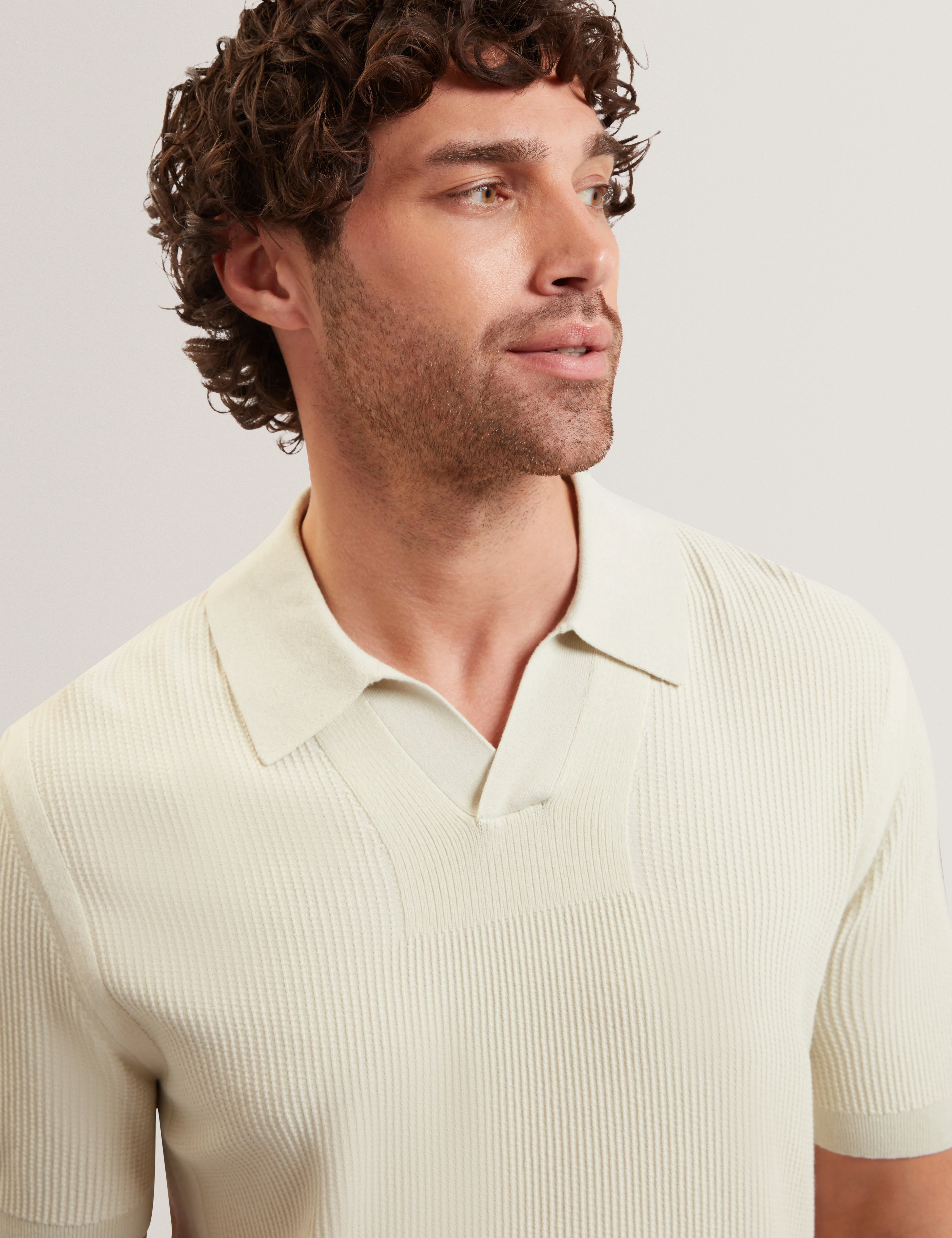 Aindrea Ss Stitch Detail Open Neck Polo Pl-Green - Image 4