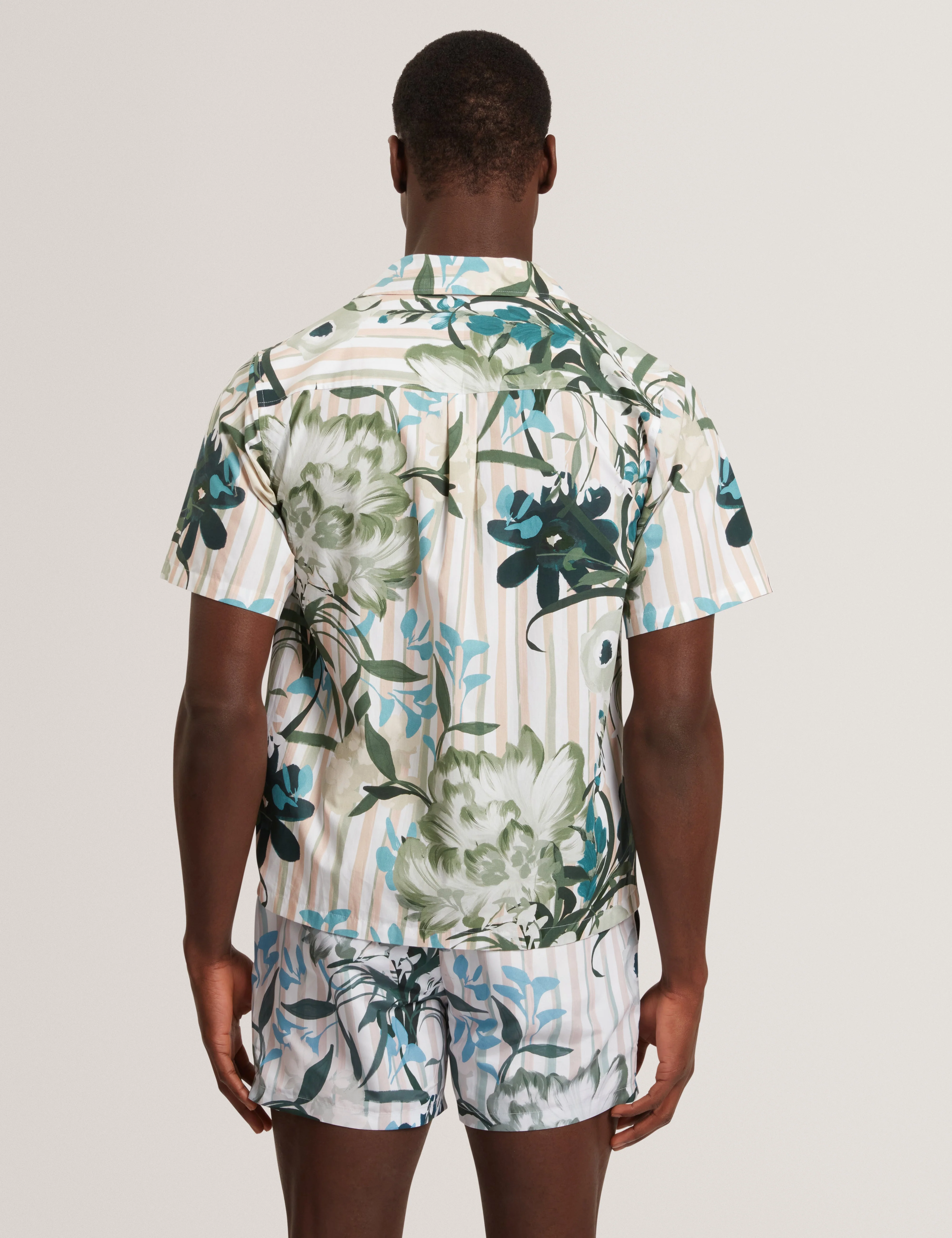 Anukis Short Sleeve Placement Floral Stripe Mid-Pink - Image 5
