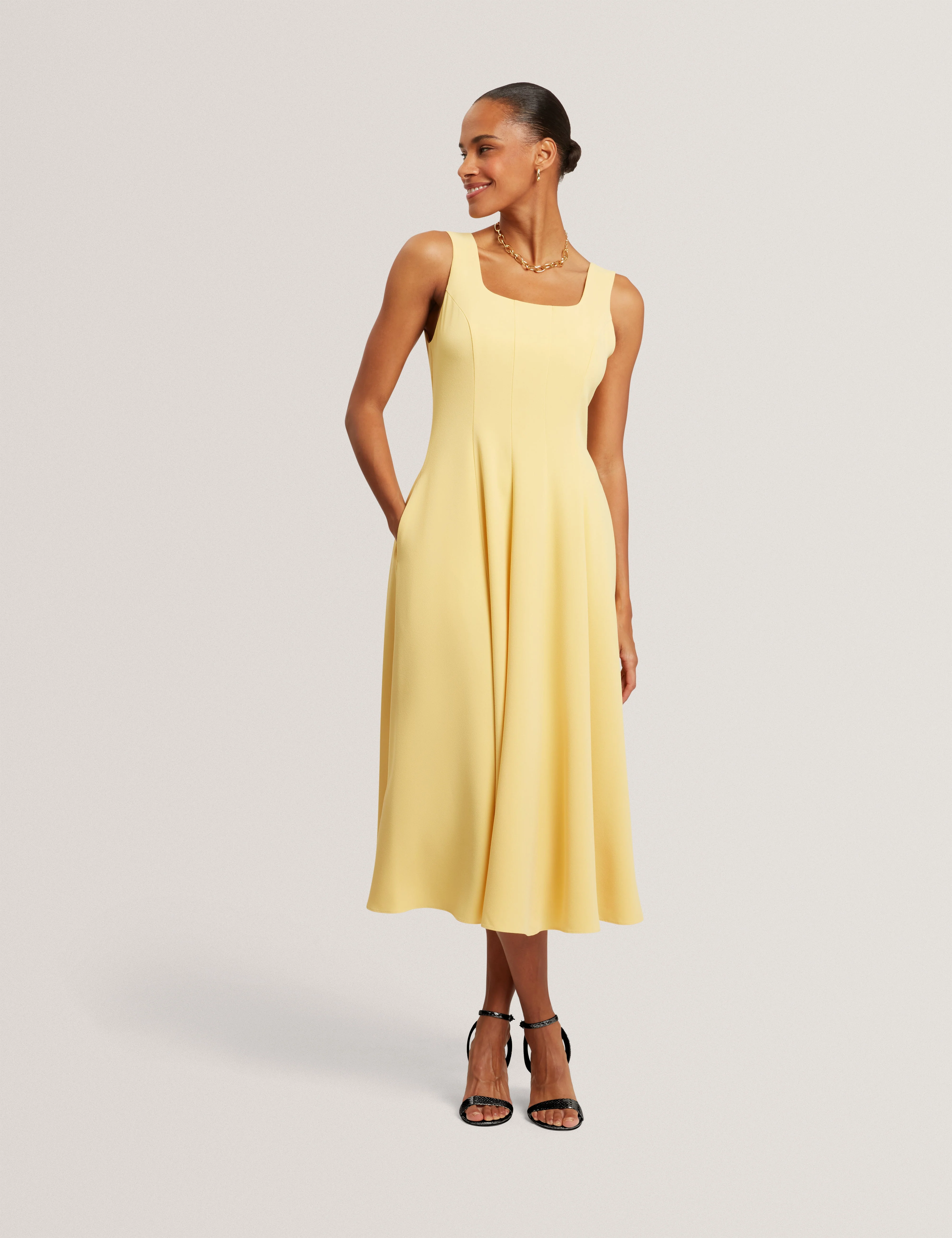 Arlott Panelled Midi Dress Lt-Yellow