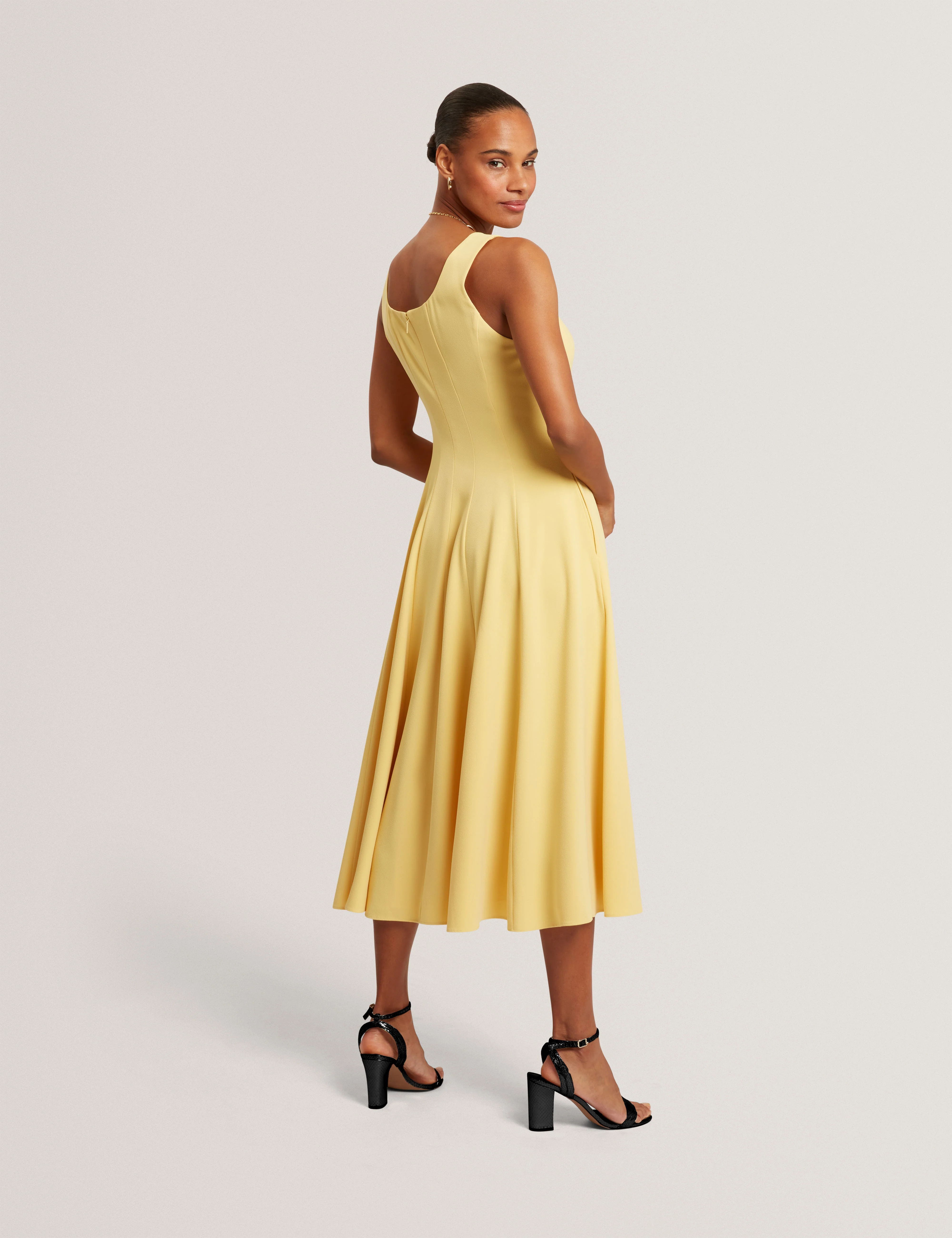 Arlott Panelled Midi Dress Lt-Yellow - Image 5