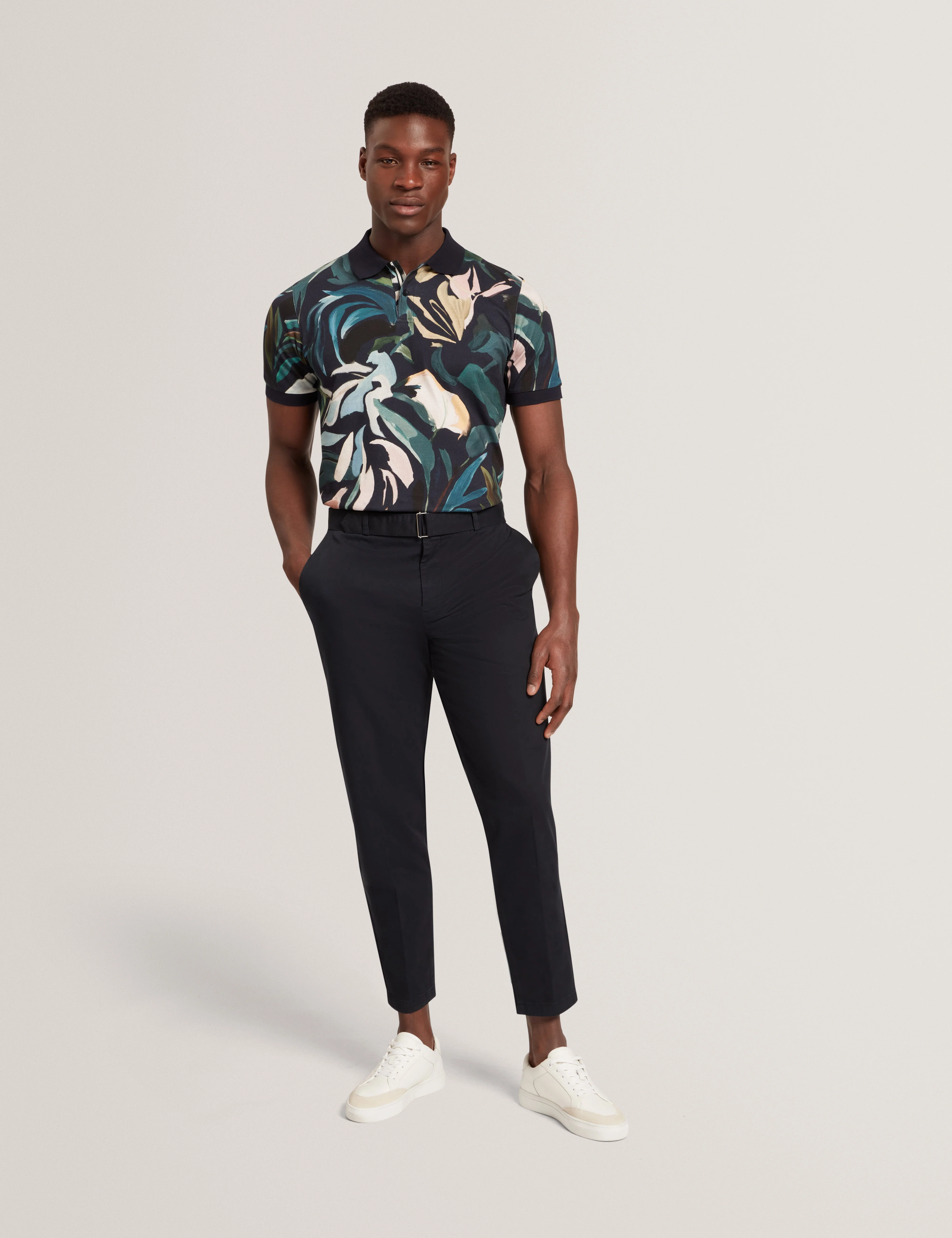 Armodo Tapered Smart Trouser Black - Image 2