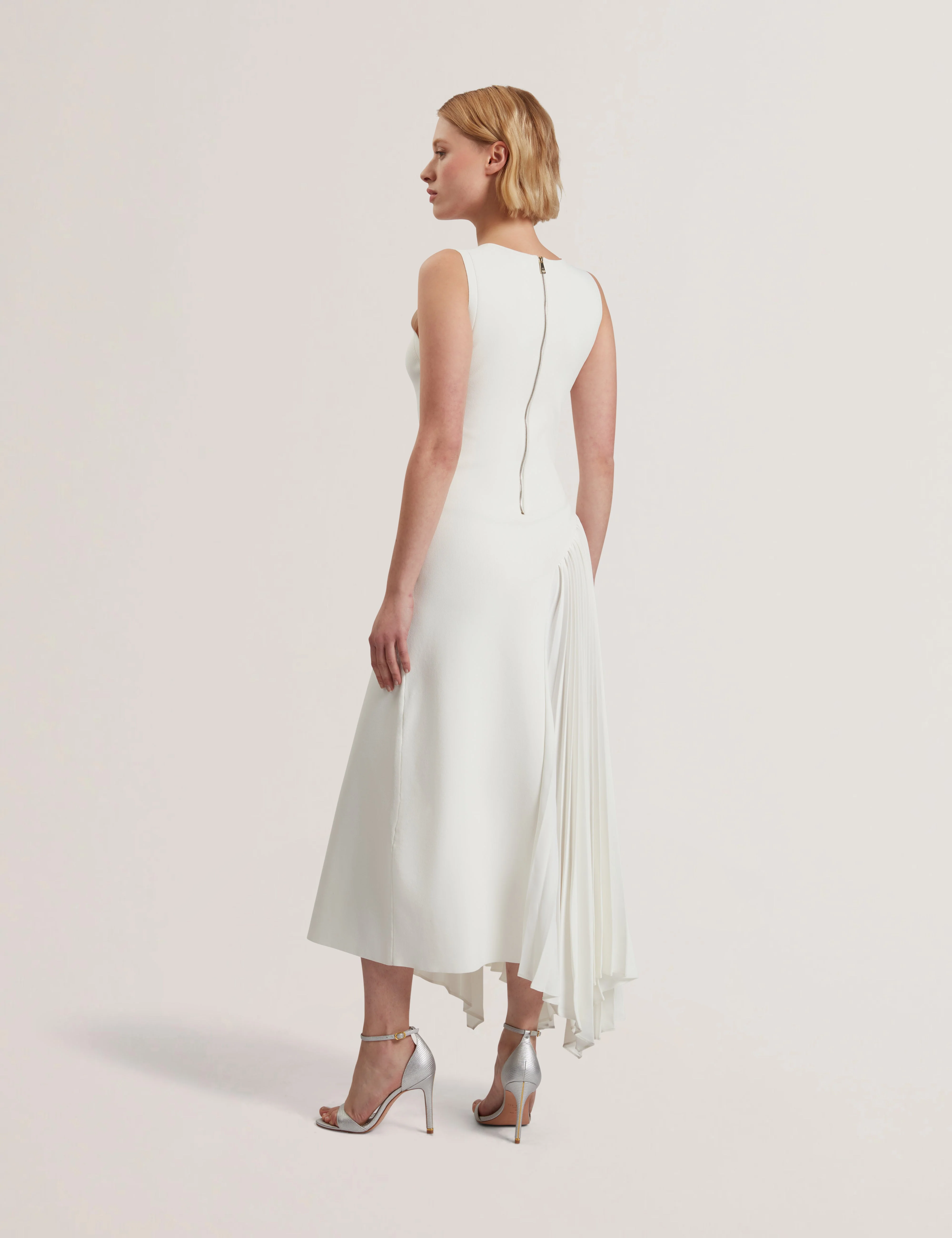 Azzina Sleeveless Knit Dress With Pleats Ivory - Image 3