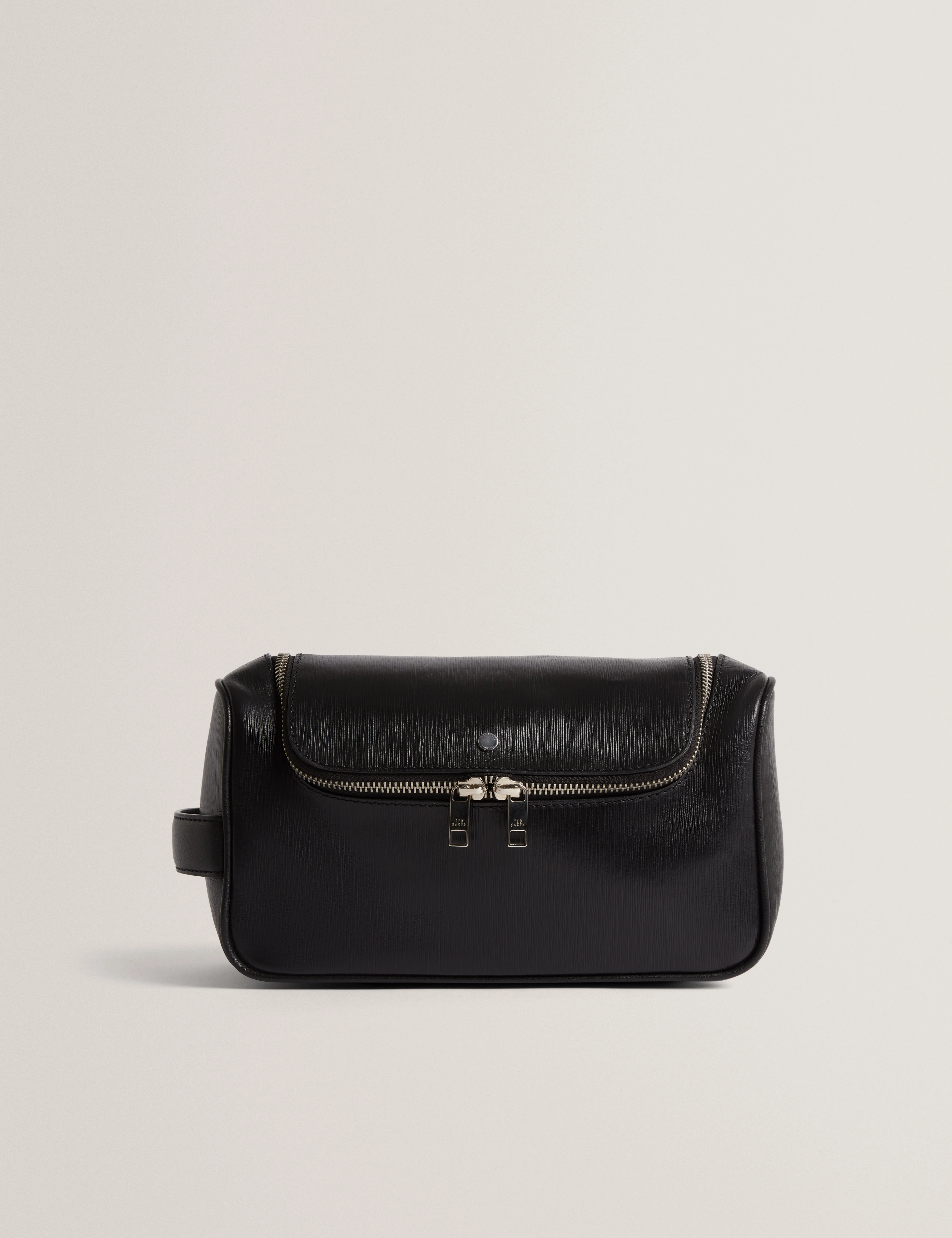 Baxley Bark Texture Leather Washbag Black