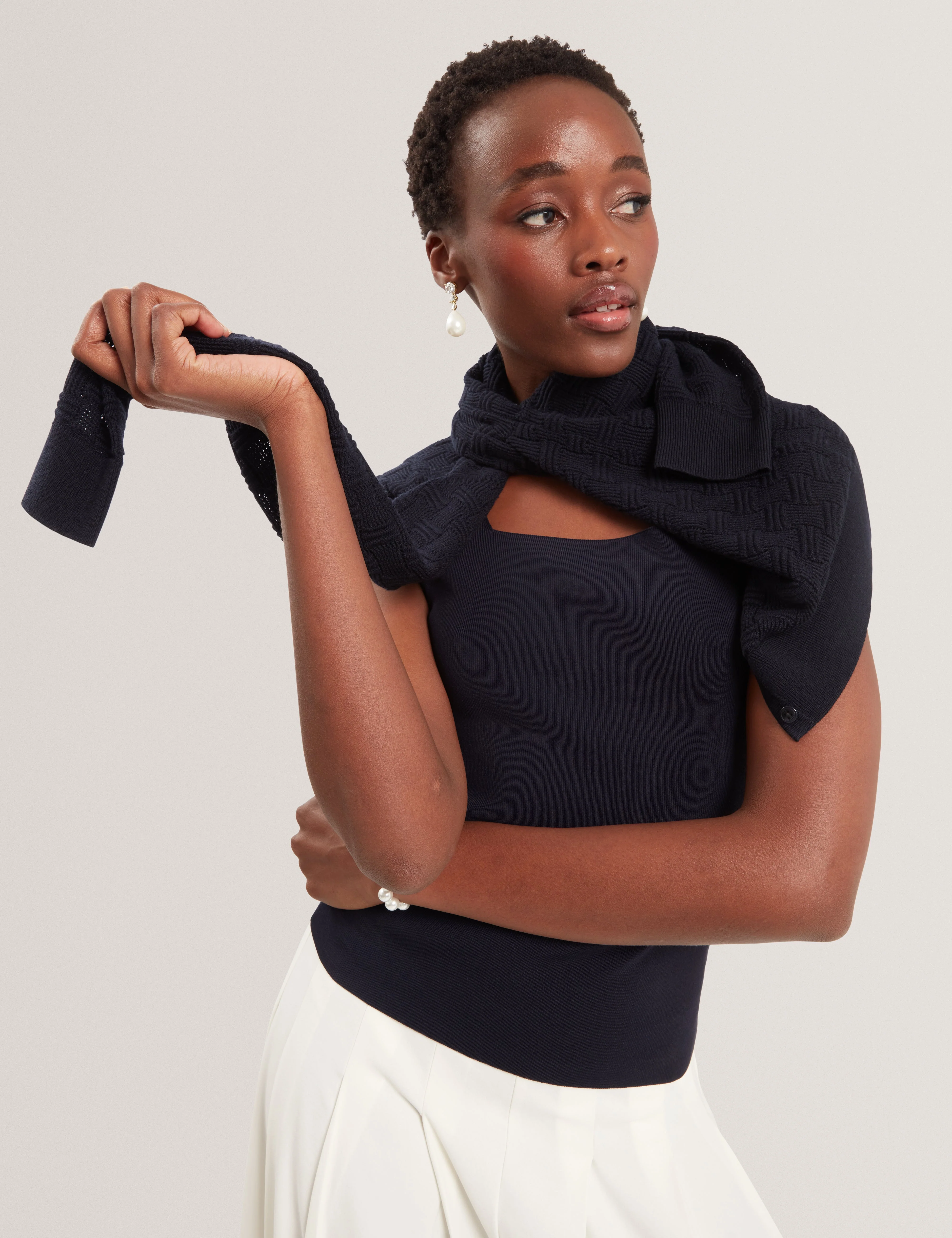 Binkkii Square Neck Sleeveless Knit Top Navy - Image 6