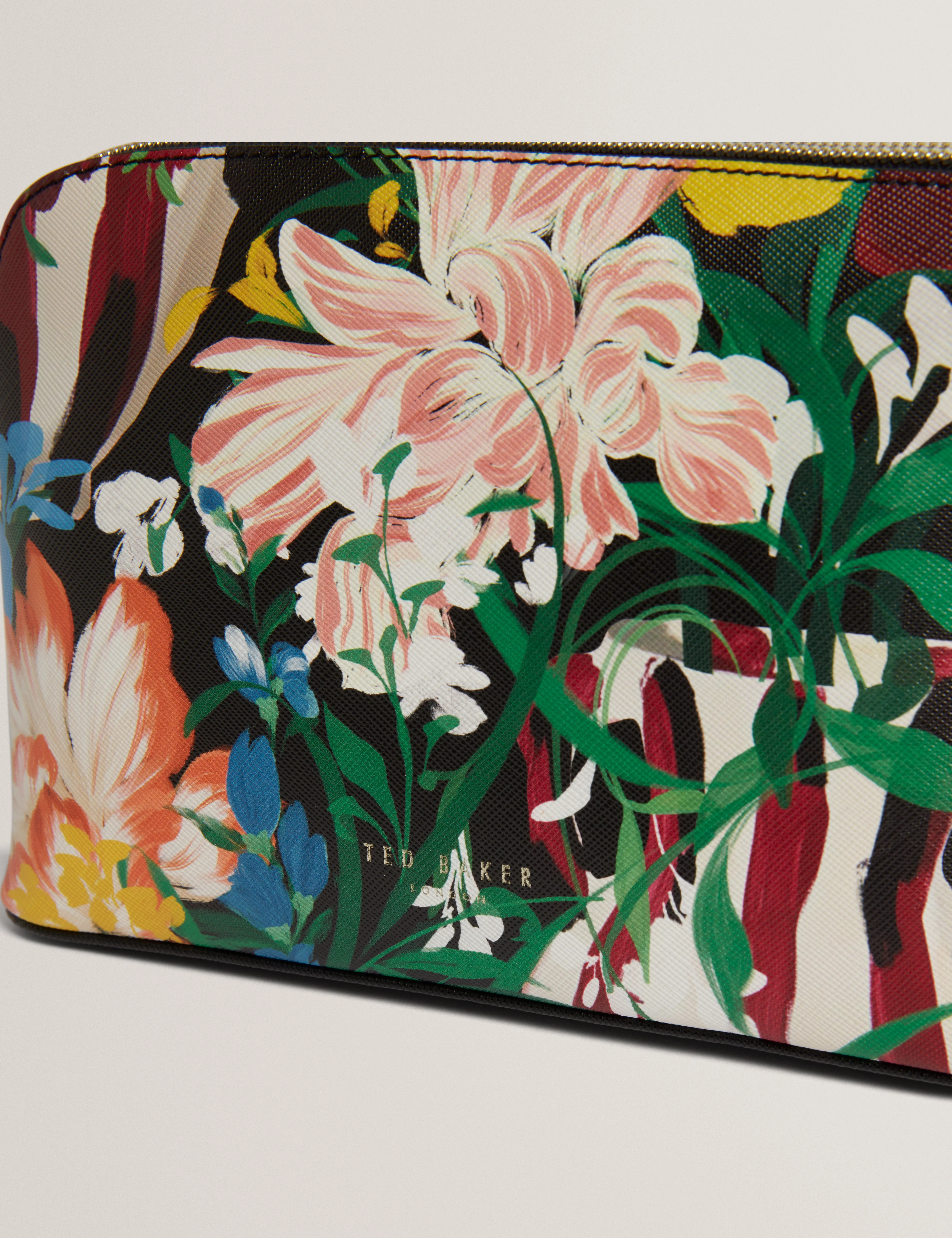 Boutina Bouquet Printed Small Washbag Multicol - Image 2