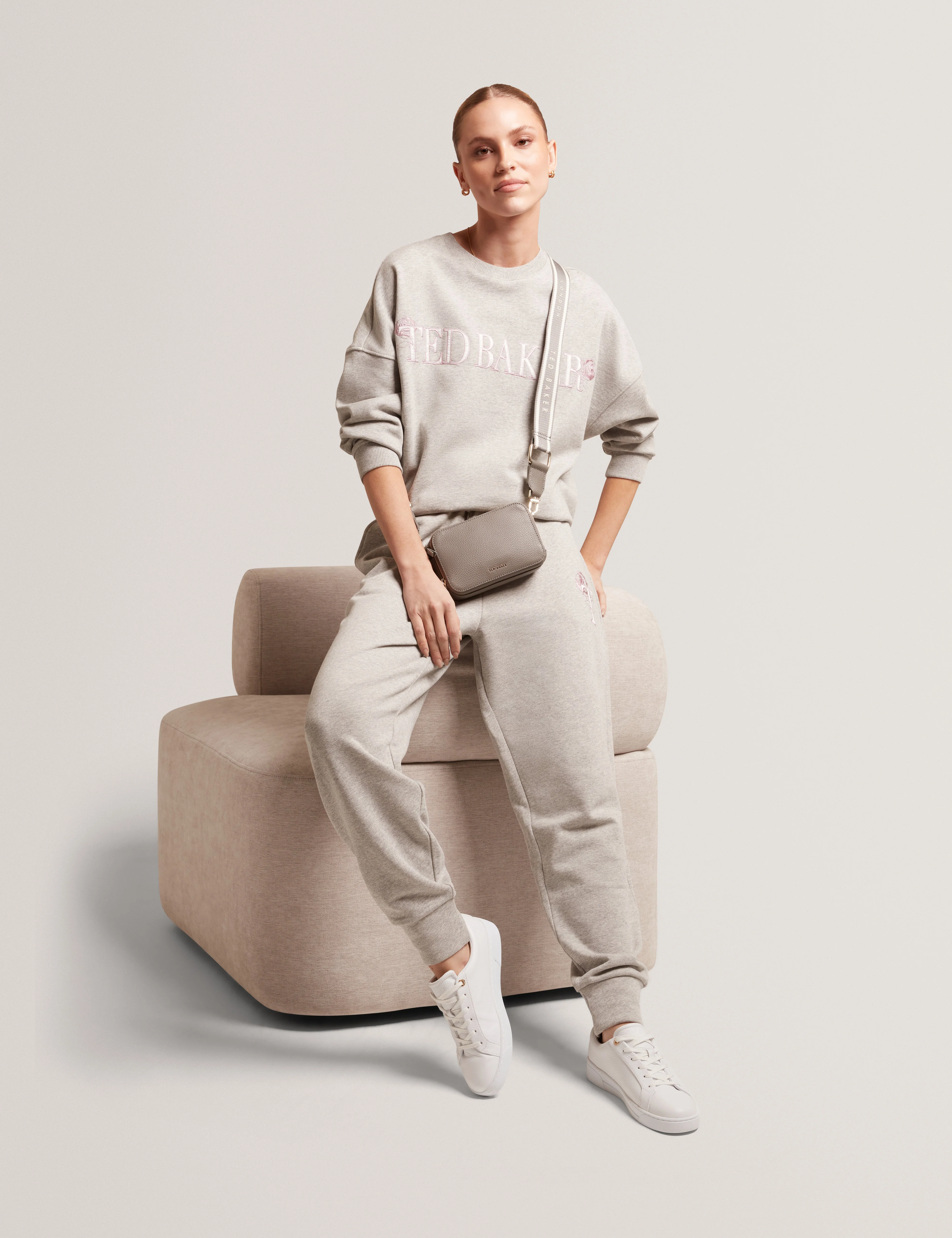 Calytri T Branded Barrel Leg Jogger Grey - Image 6