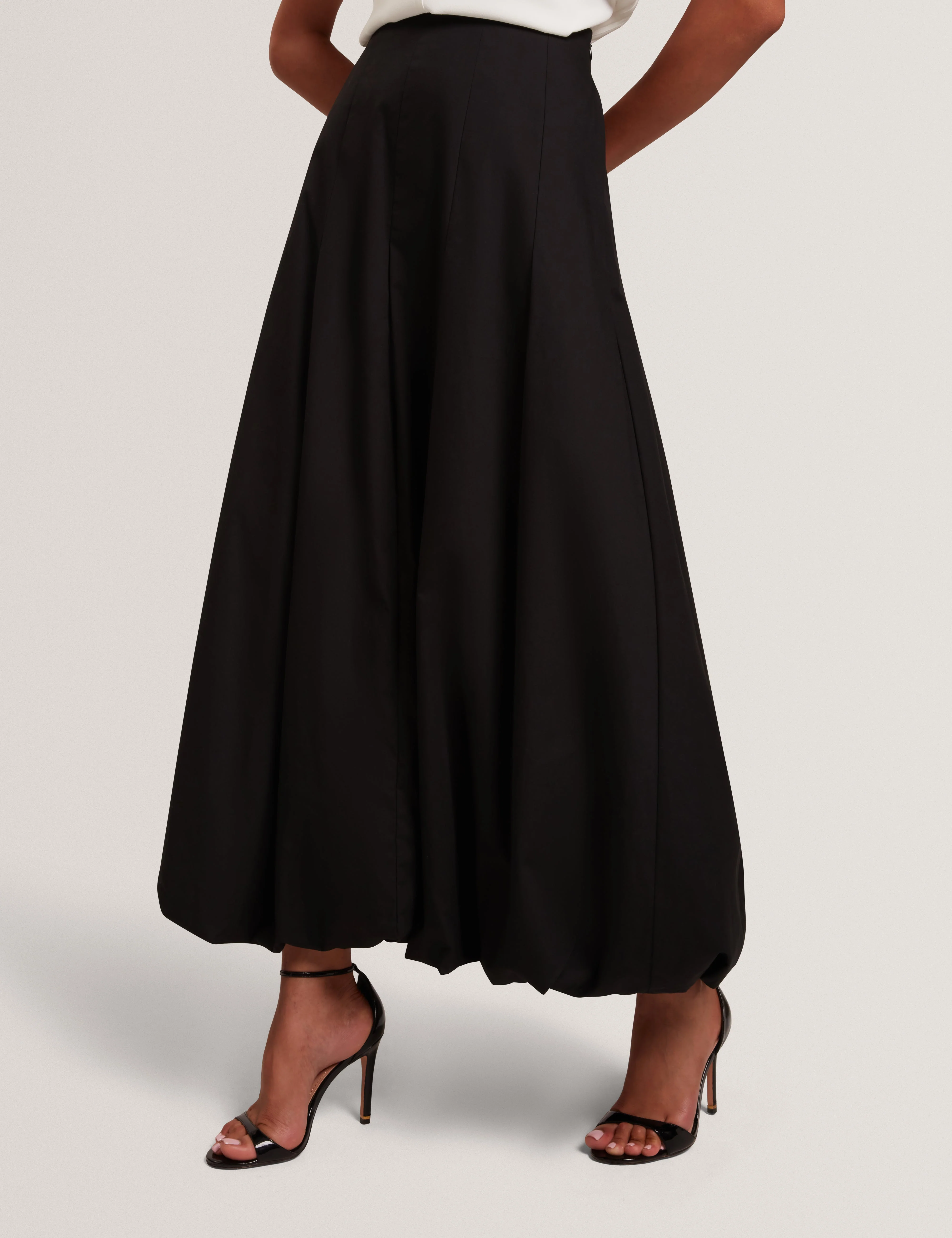 Cinnaba Seam Detail Bubble Midi Skirt Black - Image 7