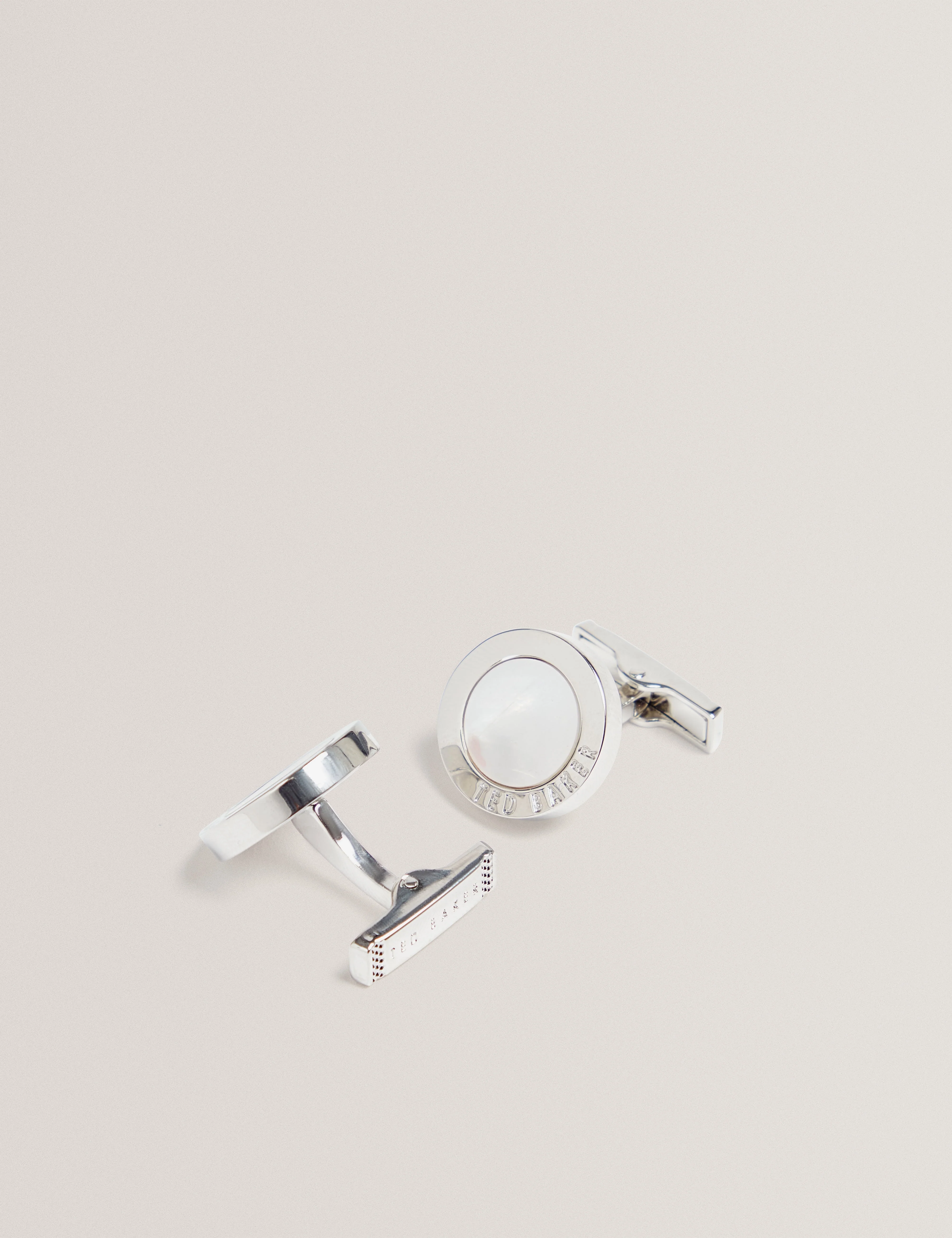 Coopers Round Epoxy Cufflinks Silver - Image 2