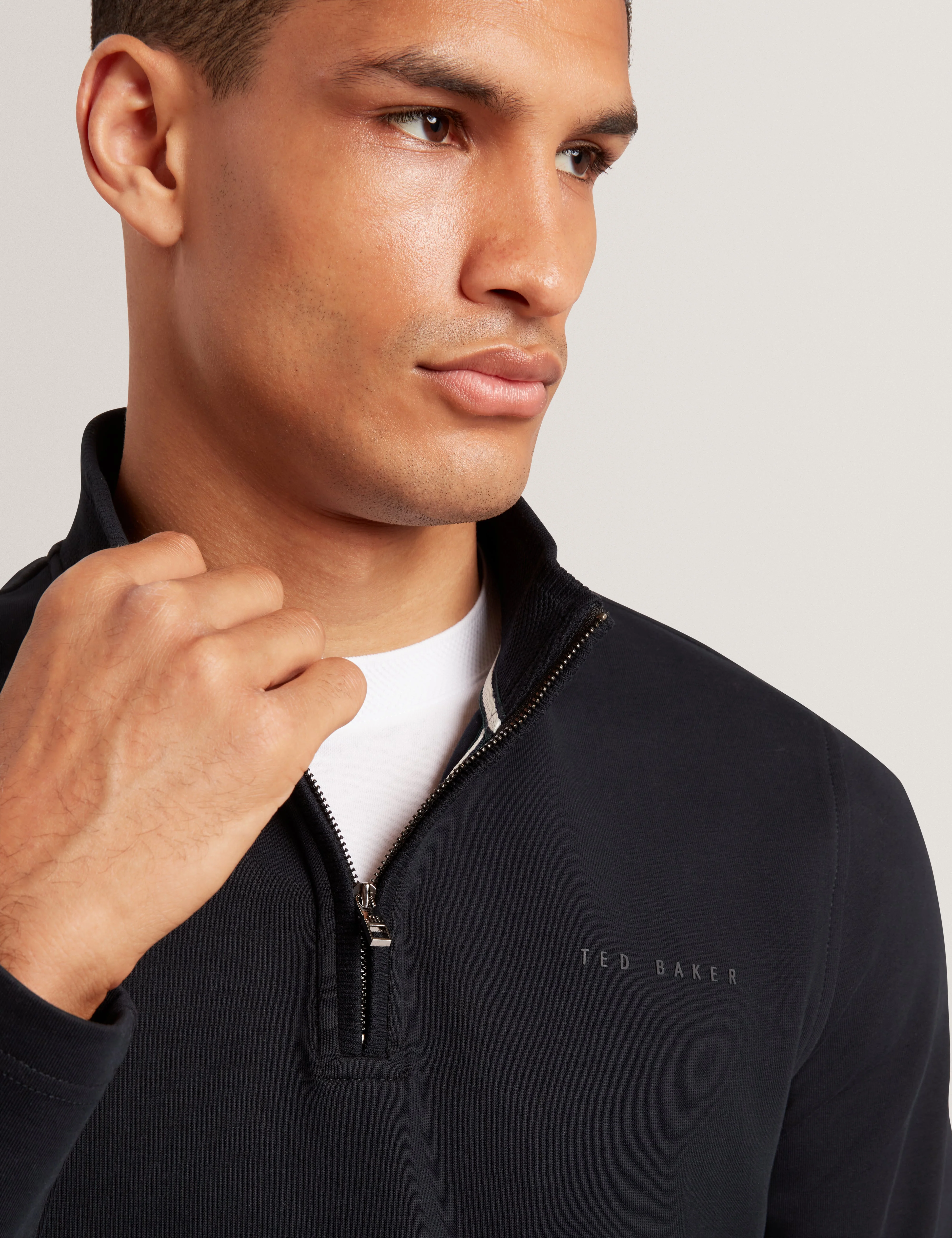 Crabtre Branded Honeycomb Trim Half Zip Navy - Image 4
