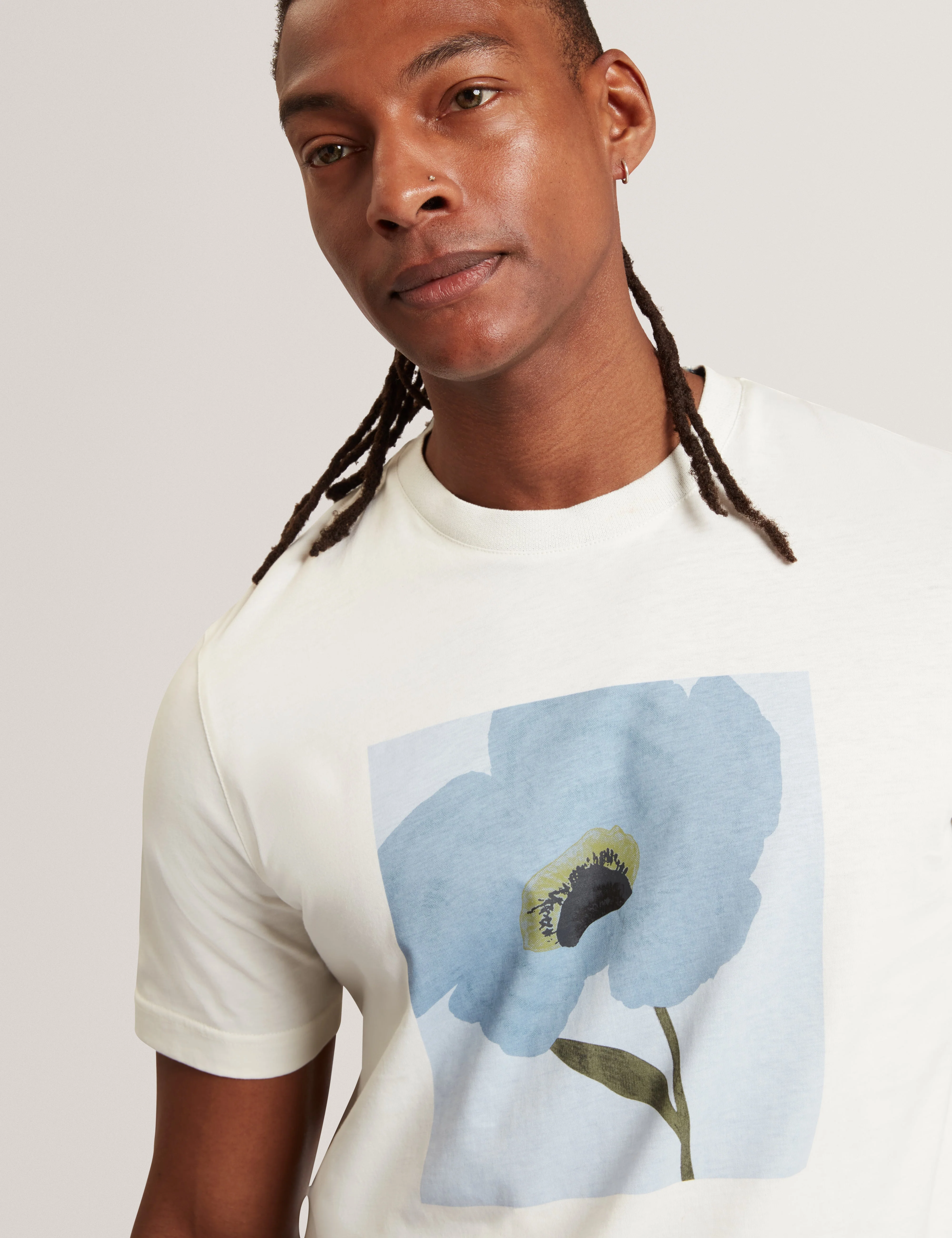 Crawley Ss Graphic Box Floral T-Shirt White - Image 4