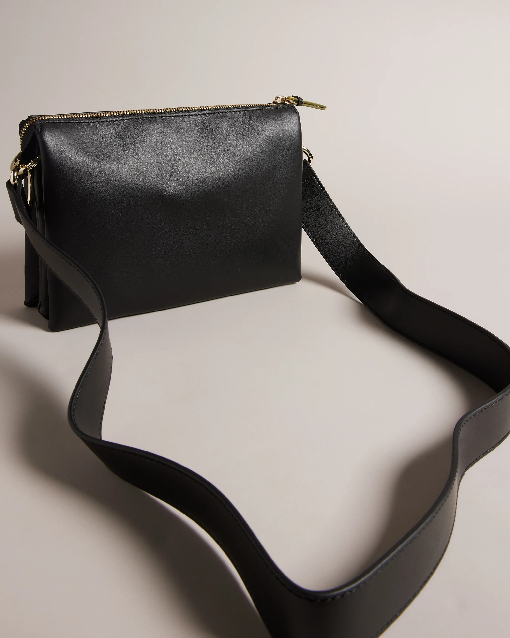 Darceyy Branded Webbing Crossbody Bag Jet-Black - Image 3