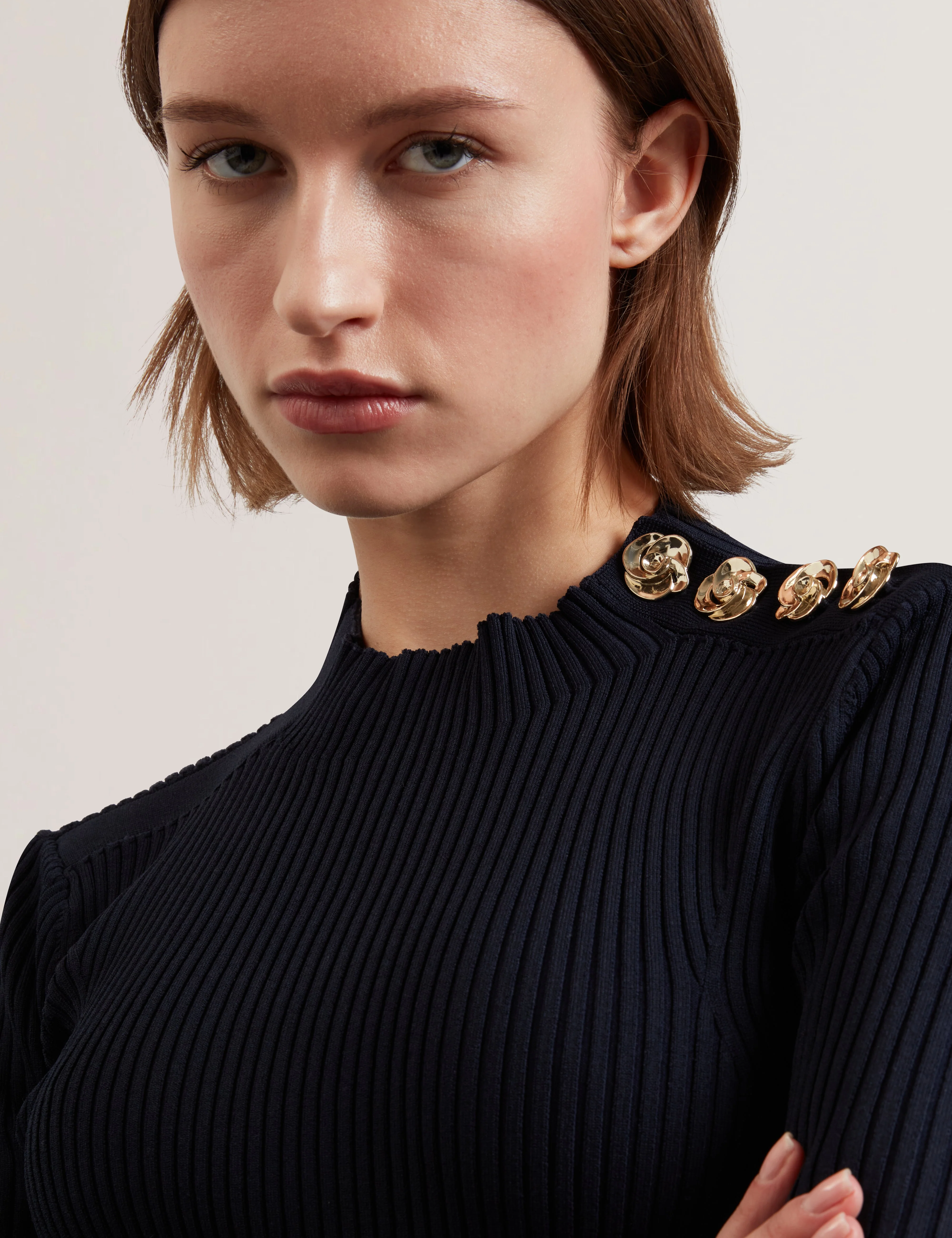Eeliia Rose Button Detail Short Sleeve Top Navy - Image 4