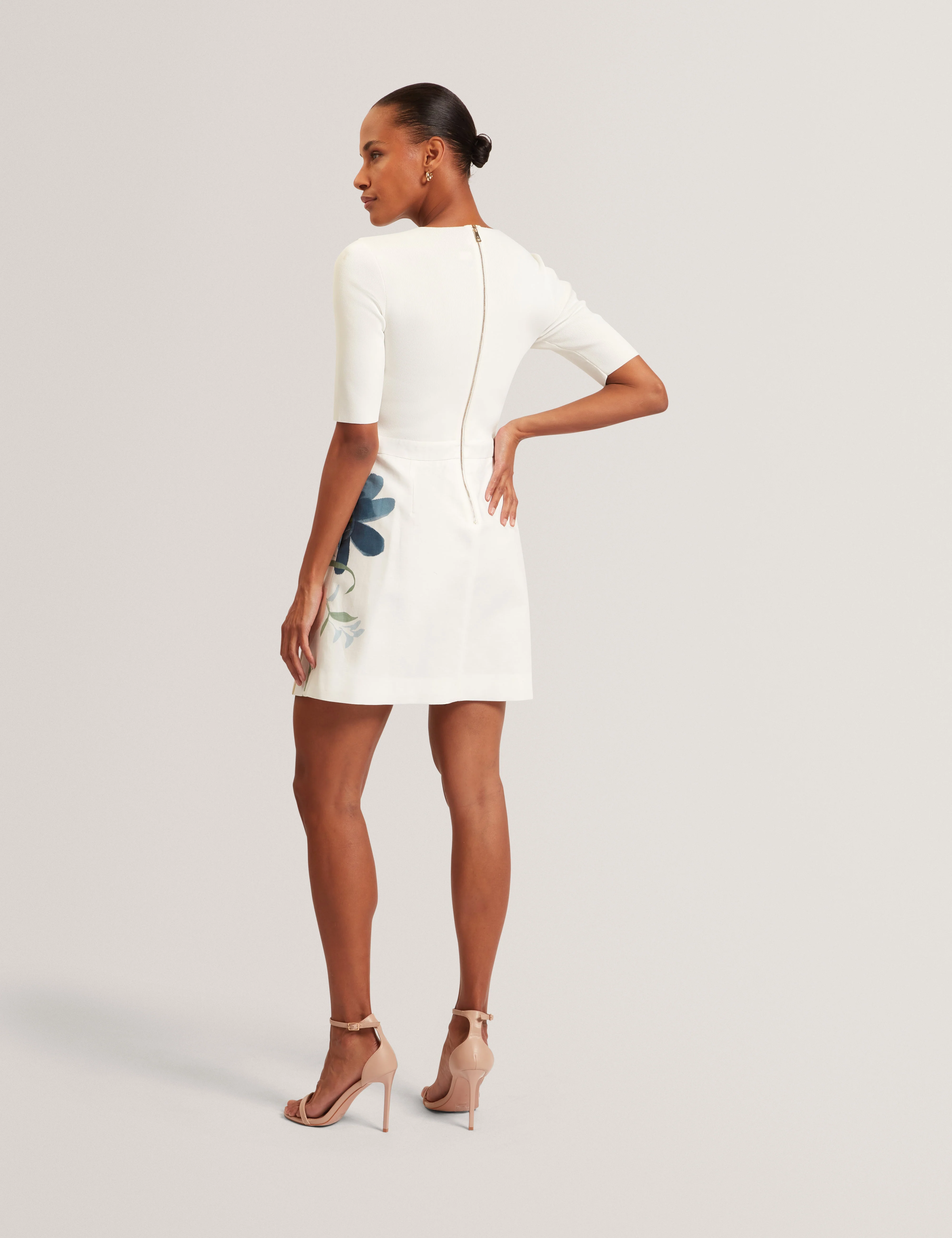 Elestre Knitted Mockable Mini Dress With Linen Ivory - Image 5