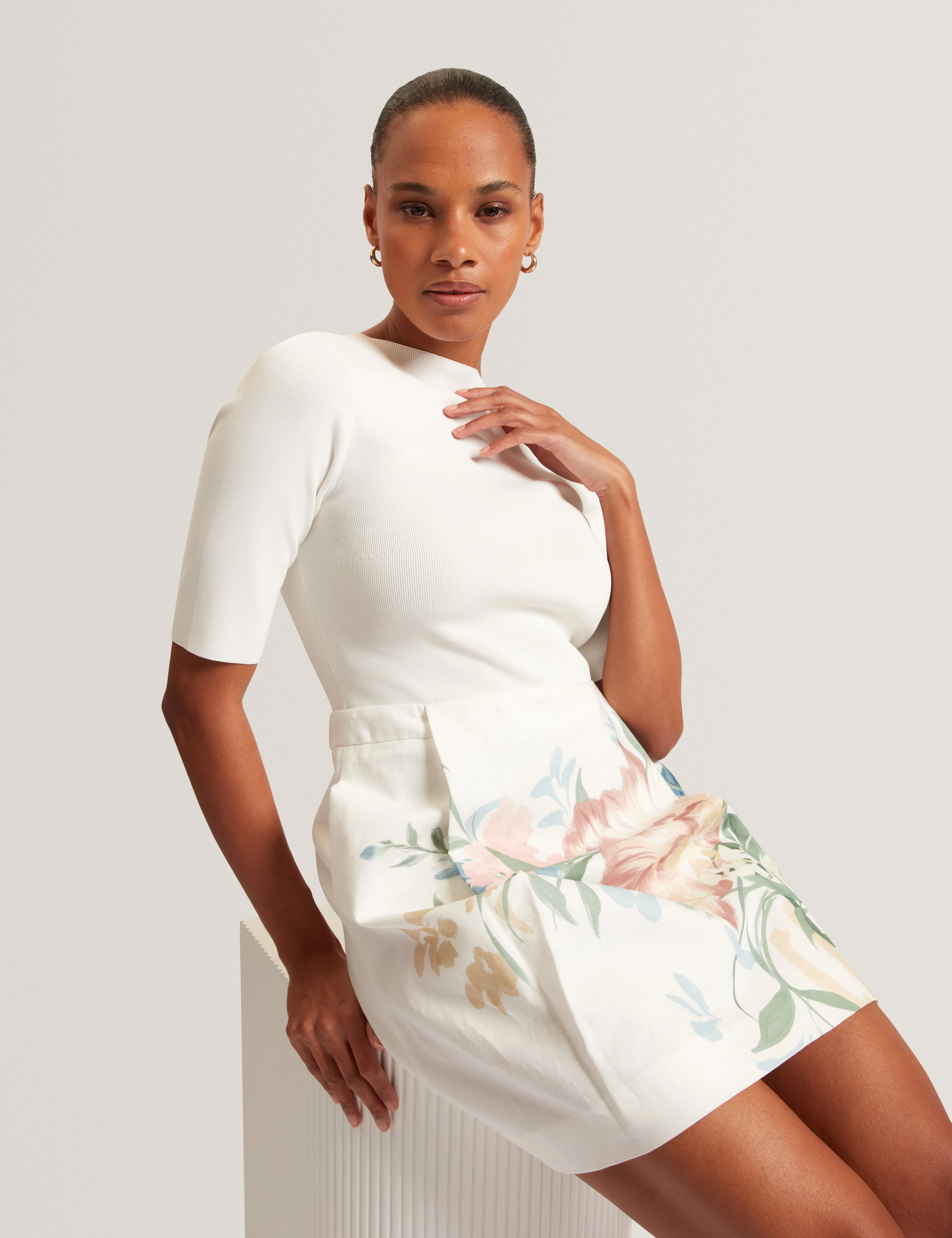 Elestre Knitted Mockable Mini Dress With Linen Ivory - Image 6