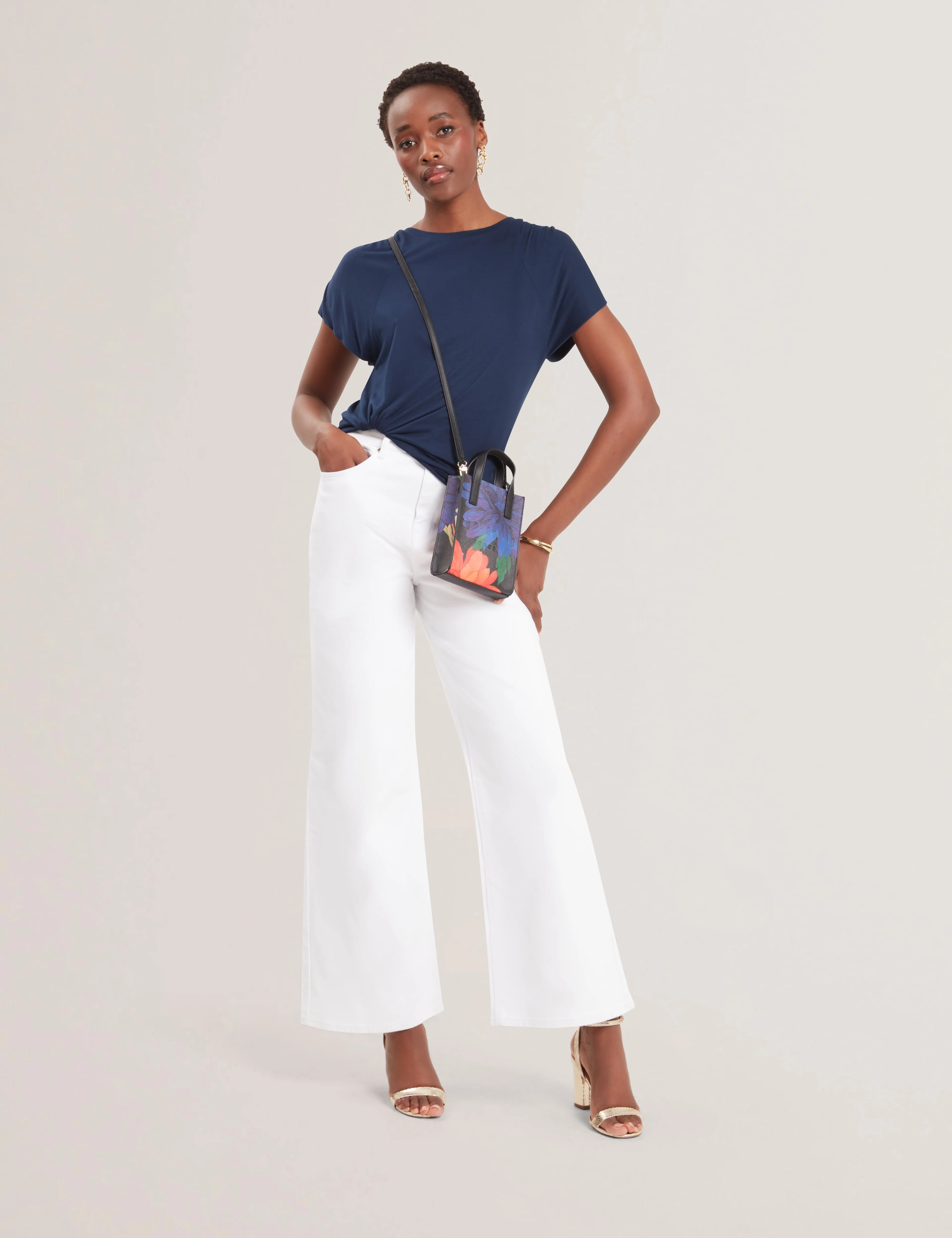 Elmie Gather Shoulder Detail Tee Dk-Blue - Image 6