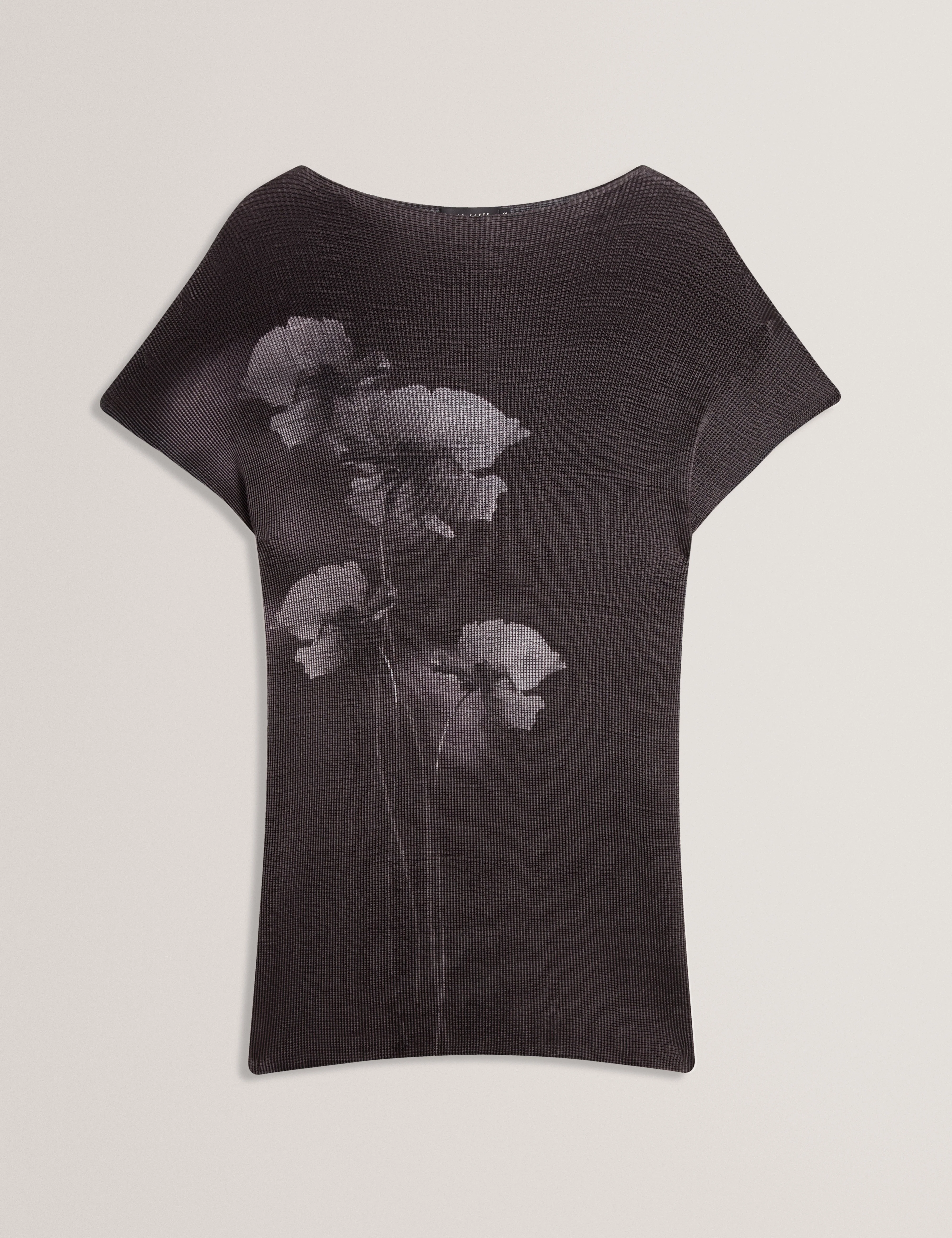 Eloti Printed Short Sleeve Plisse Top Black - Image 7