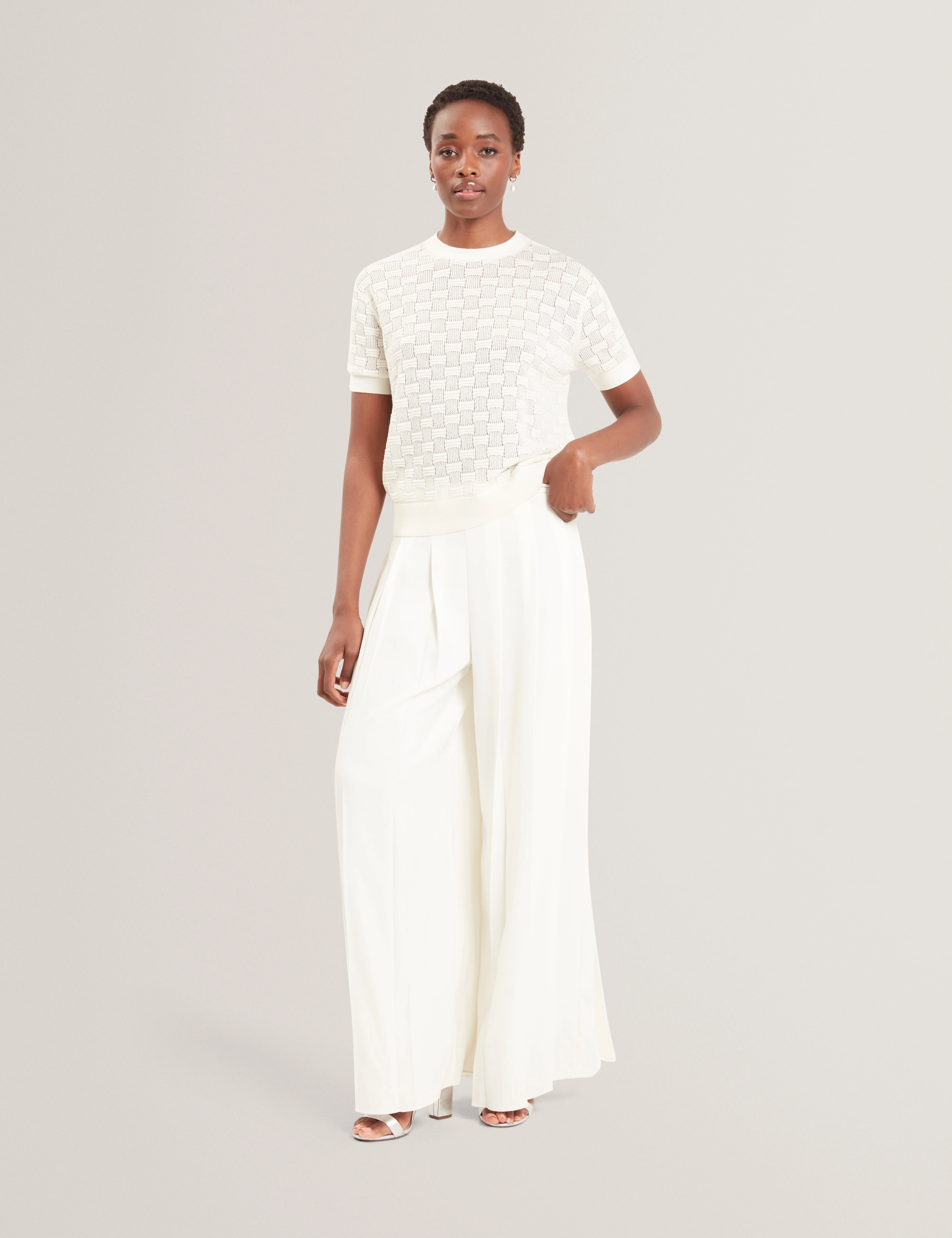 Emeta Touch Of Silk Knitted Crew Neck Tee White - Image 8