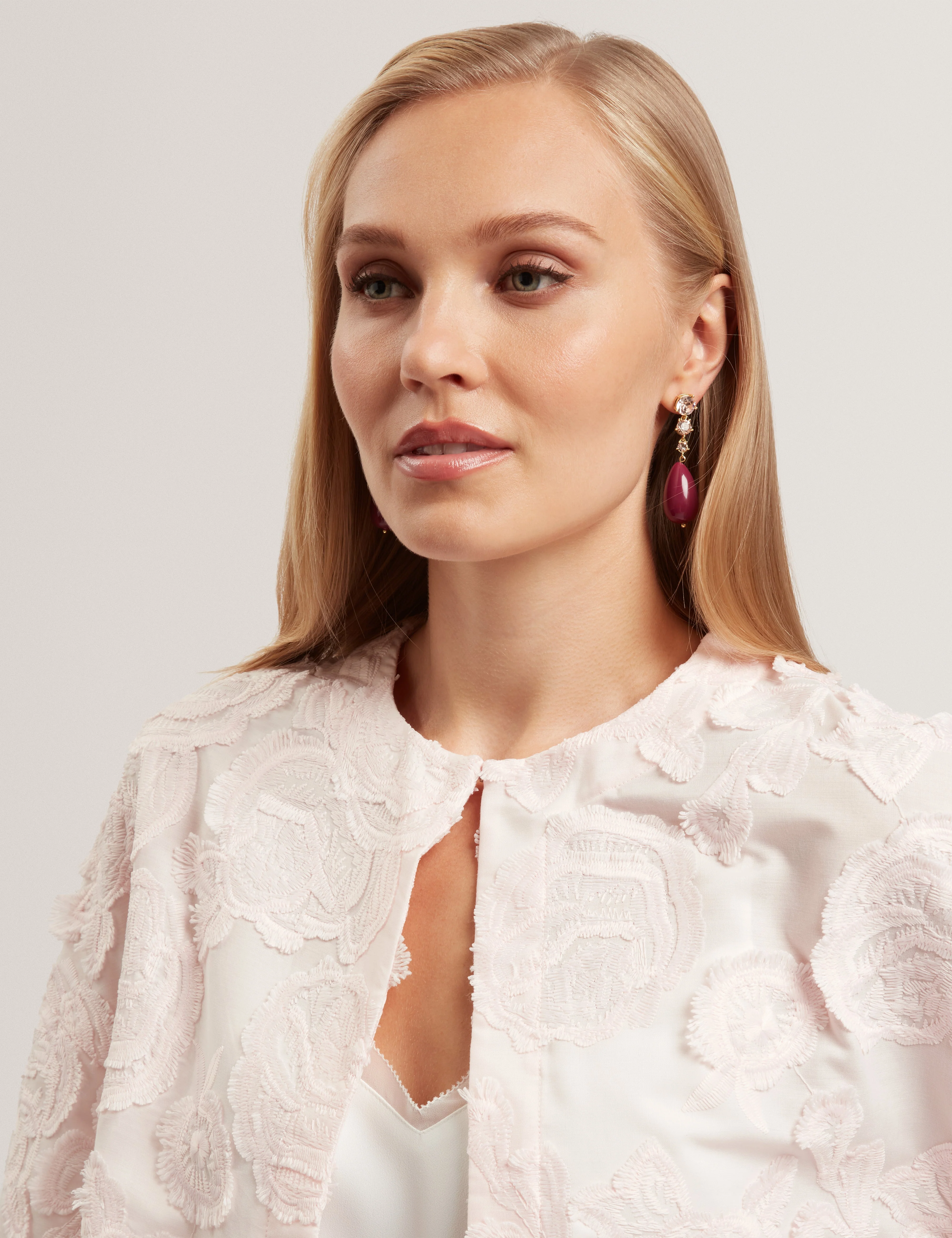 Faela Collarless Cropped Jacket Pink - Image 3