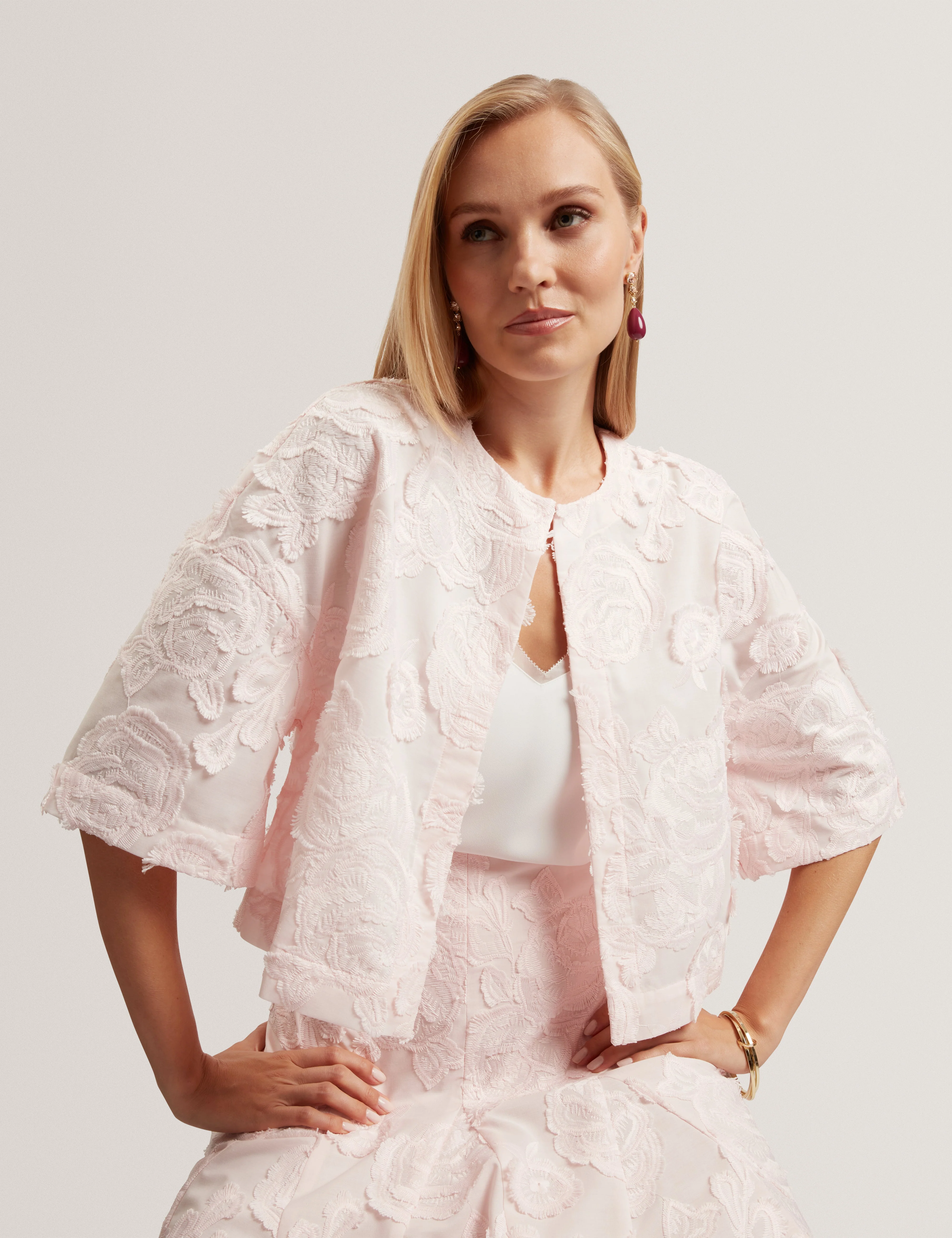 Faela Collarless Cropped Jacket Pink - Image 5