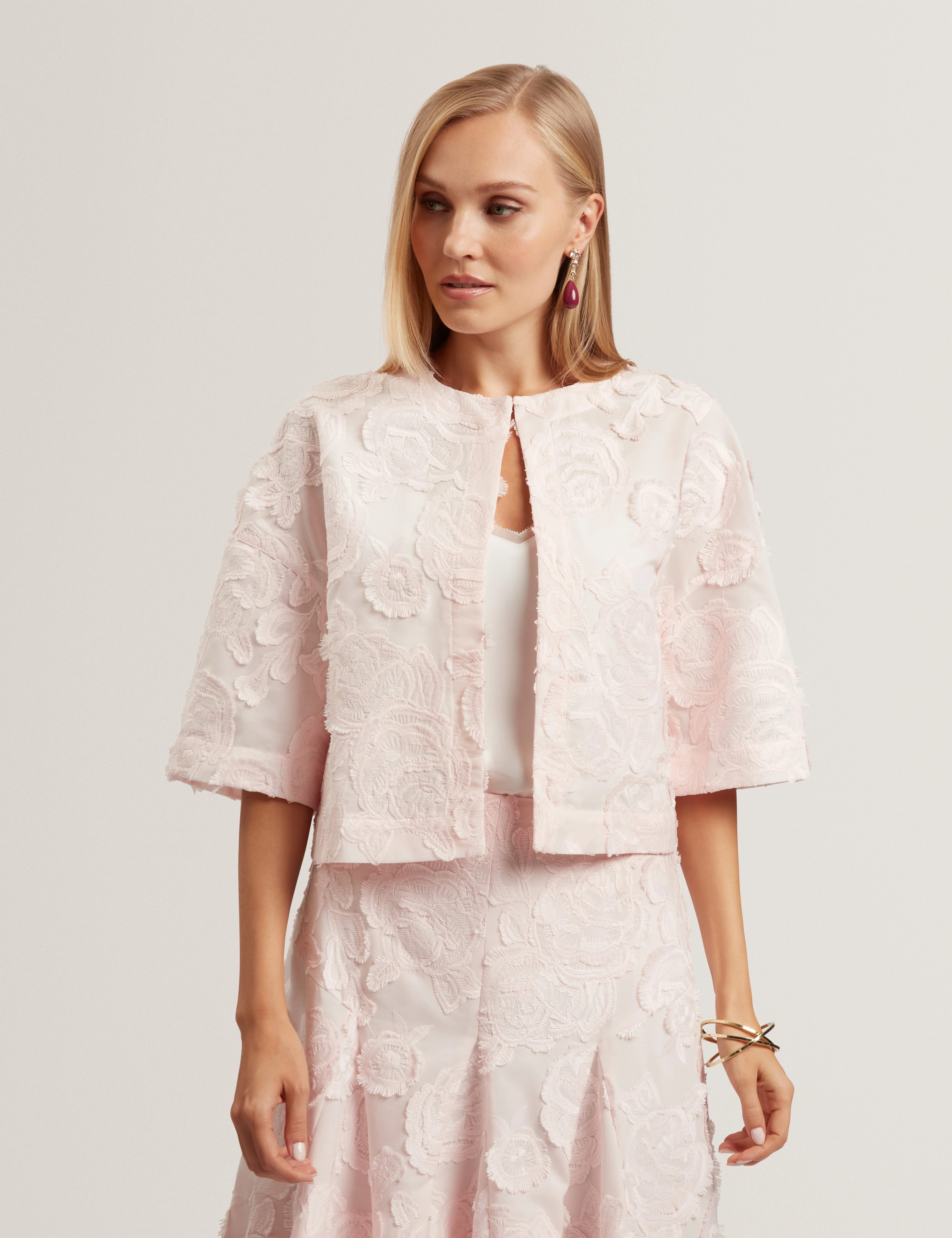 Faela Collarless Cropped Jacket Pink - Image 7