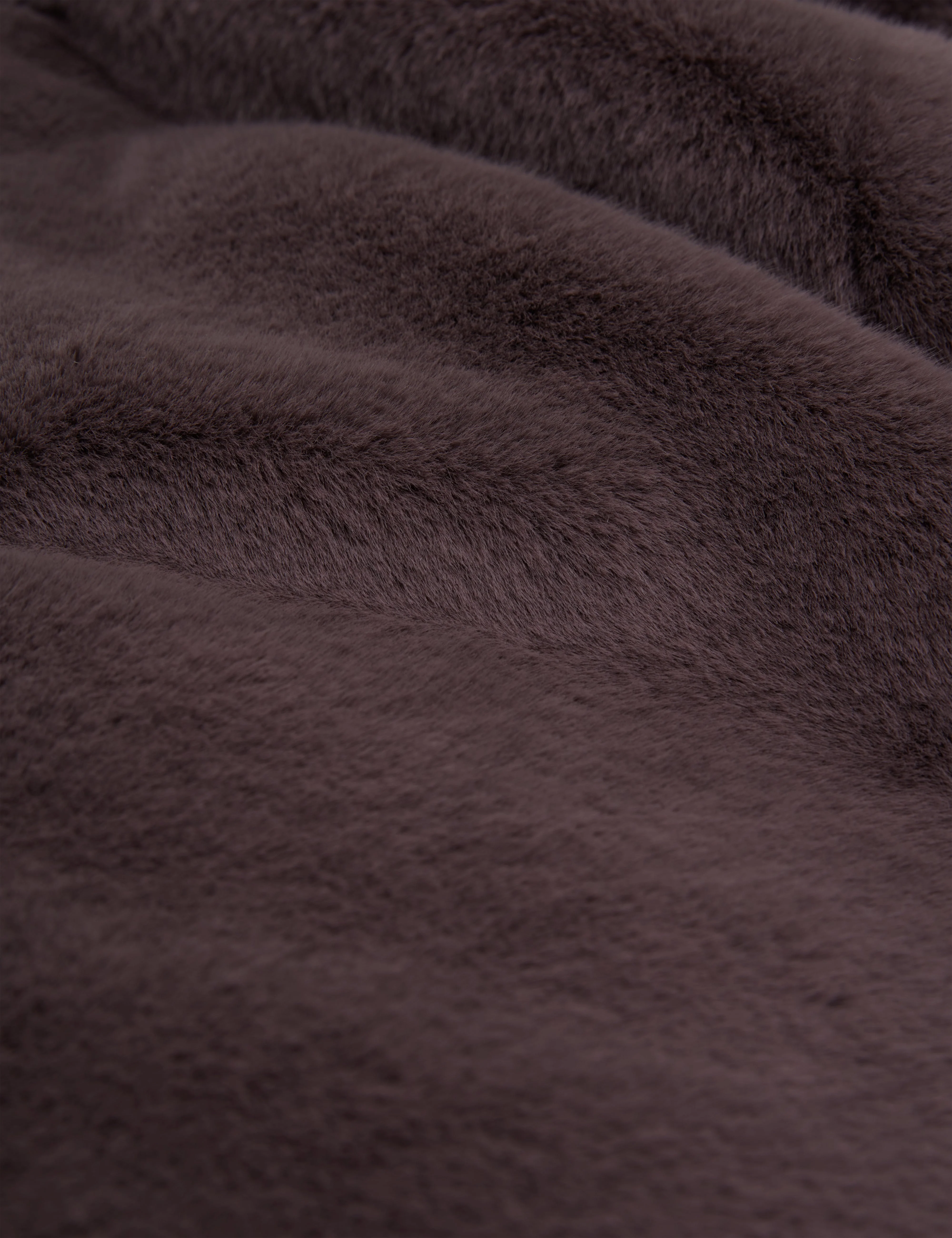 Fiela Short Faux Fur Coat With Shawl Collar Grey - Image 3