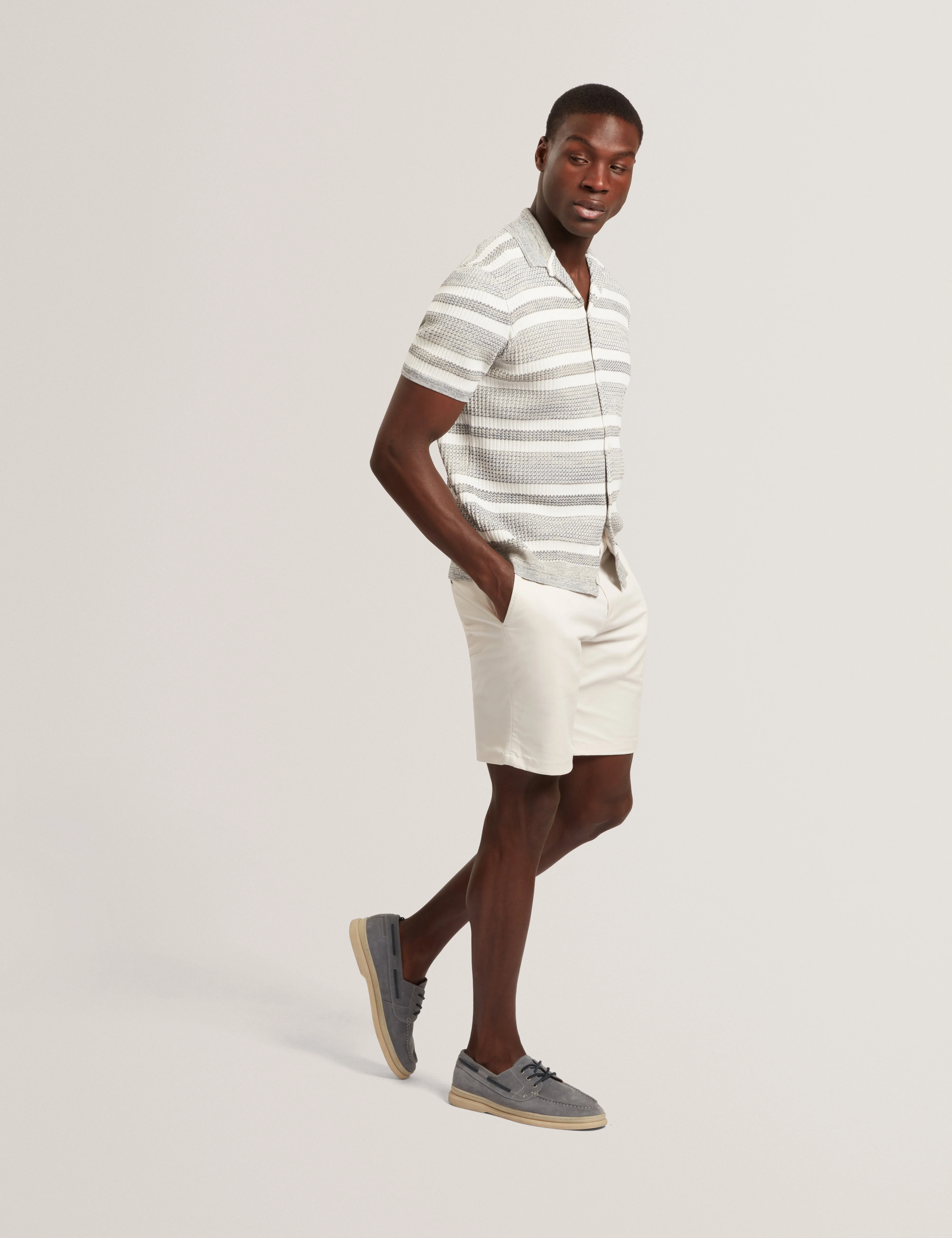 Flacks Short Sleeve Relaxed Fit Stripe Shirt White - Image 3
