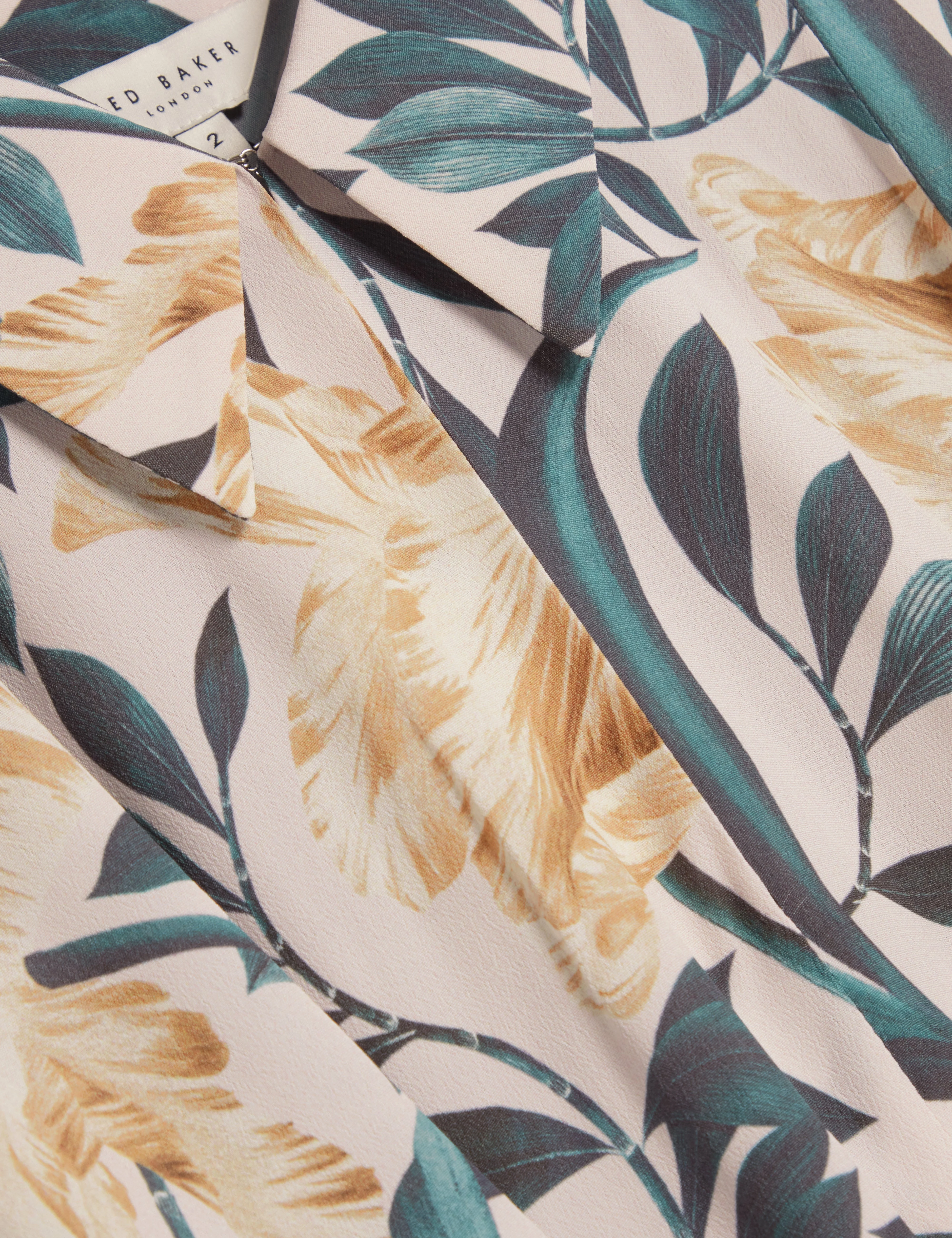 Gehmma Printed Tie Detail Short Sleeve Shirt Cream - Image 6