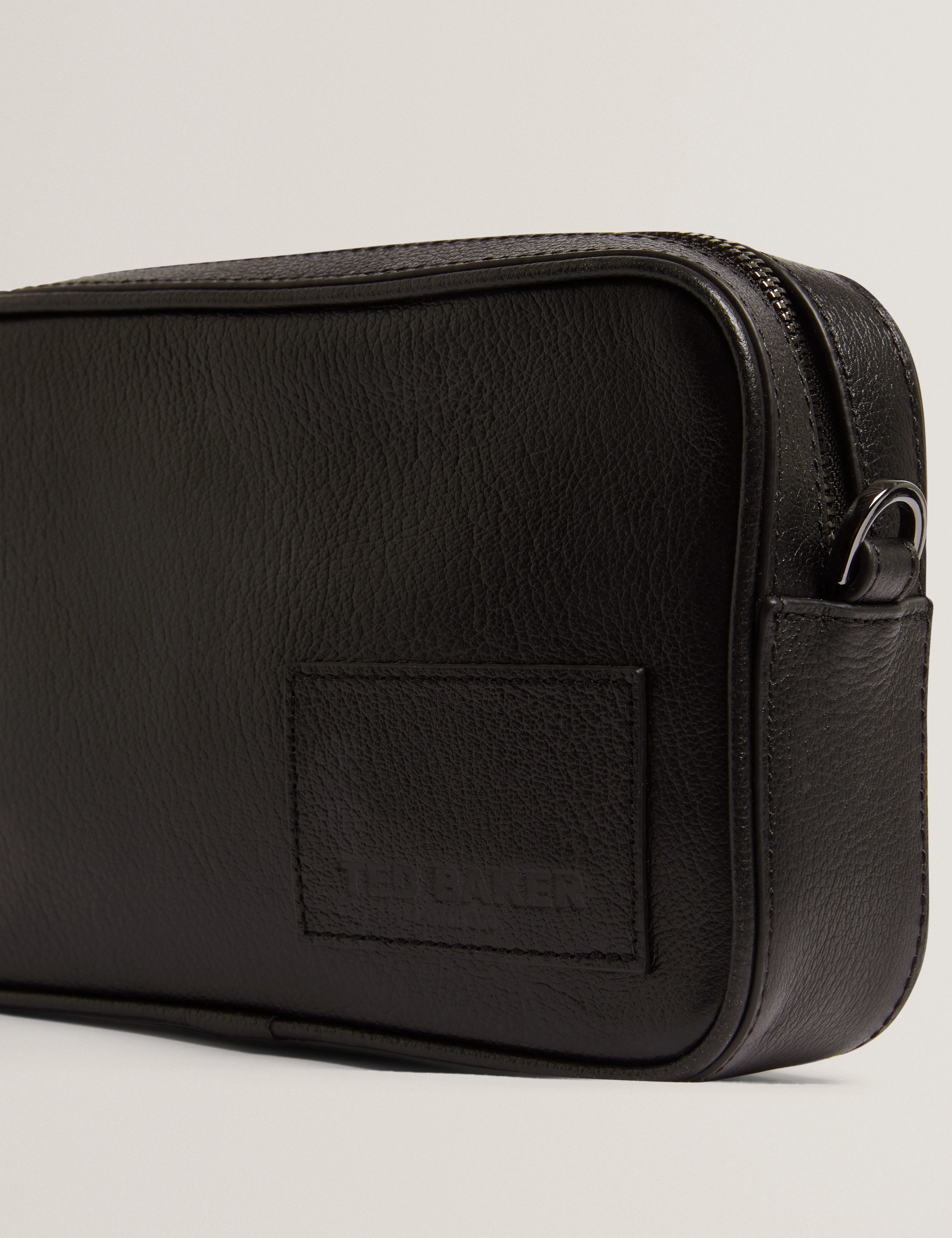 Grifin Leather Crossbody Bag Black - Image 3