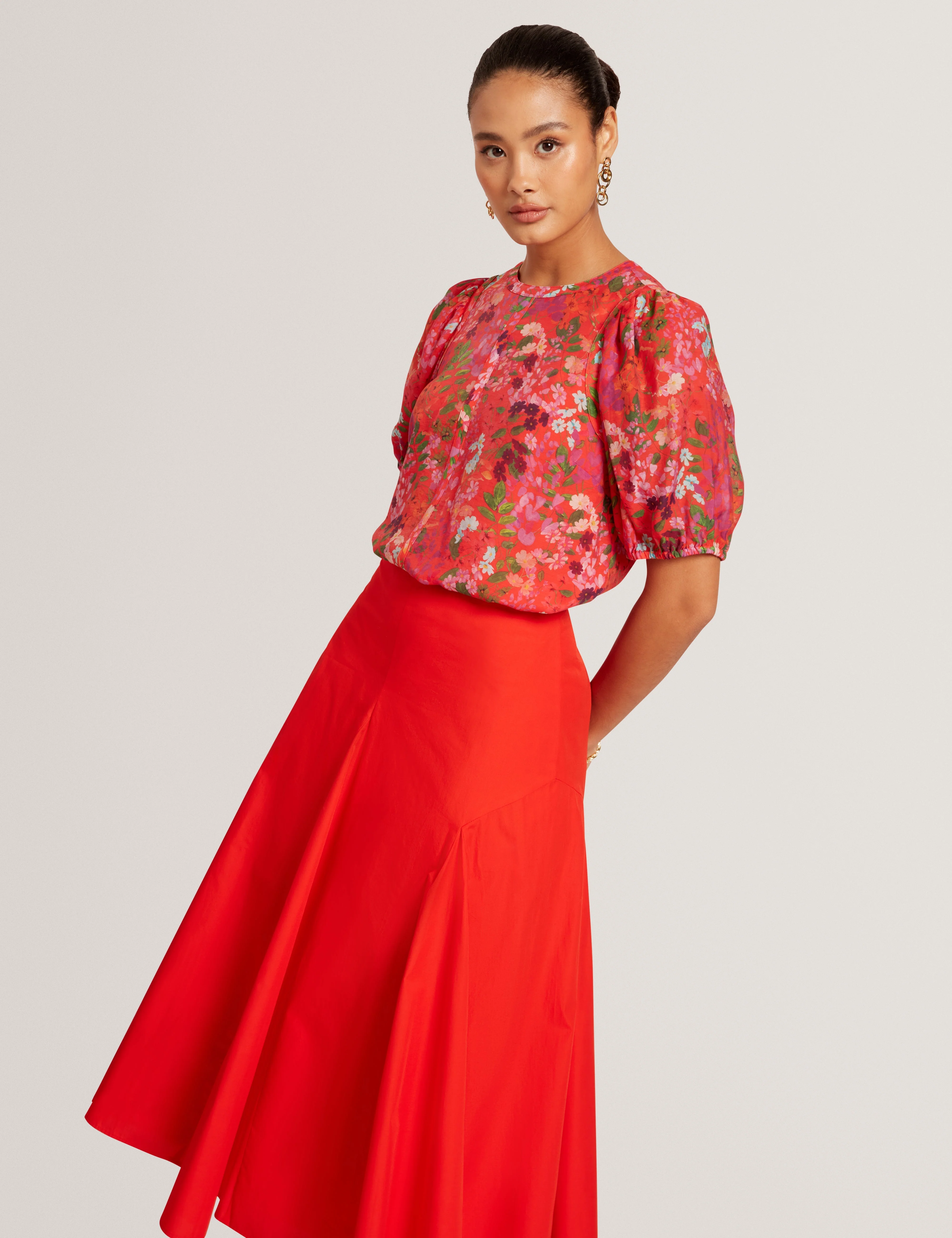Hahtie Printed Puff Sleeve Top Red - Image 6