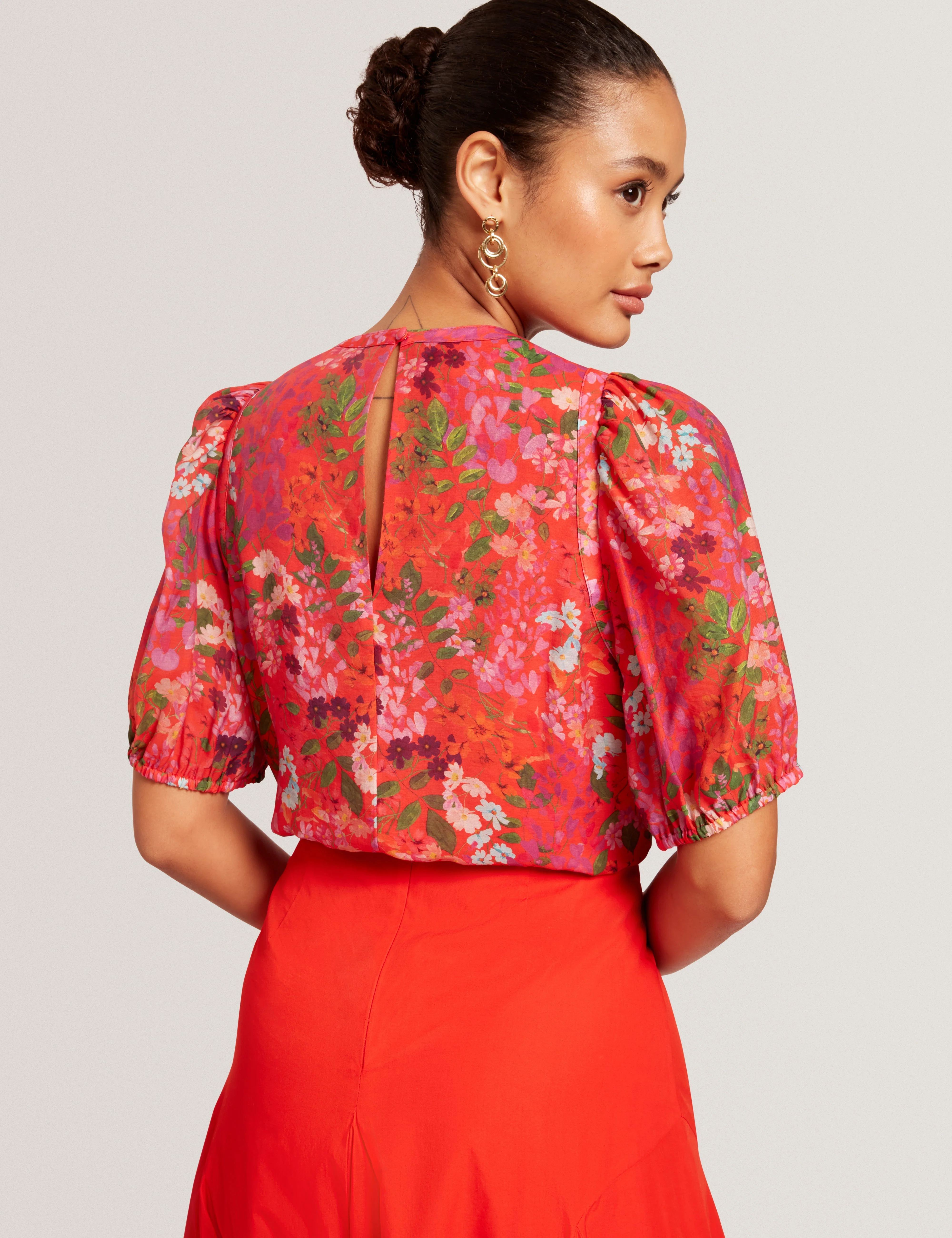 Hahtie Printed Puff Sleeve Top Red - Image 7