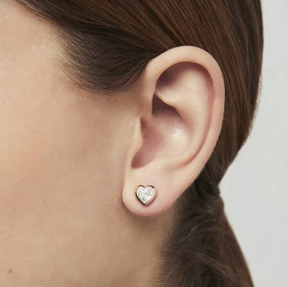 Han Crystal Heart Earring Gold - Image 4