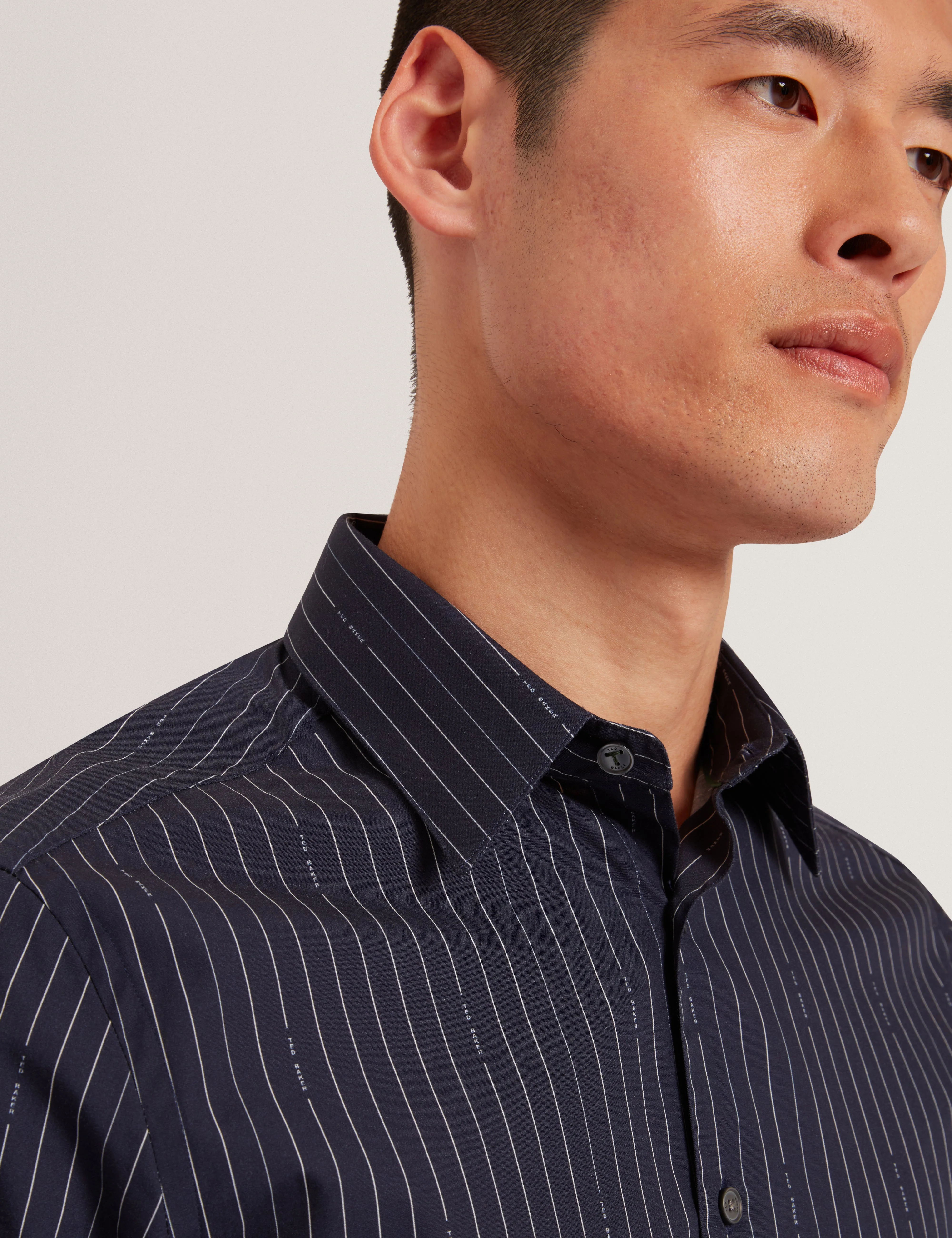 Hangent Ls Regular Fit Branded Stripe Print Shir Navy - Image 3