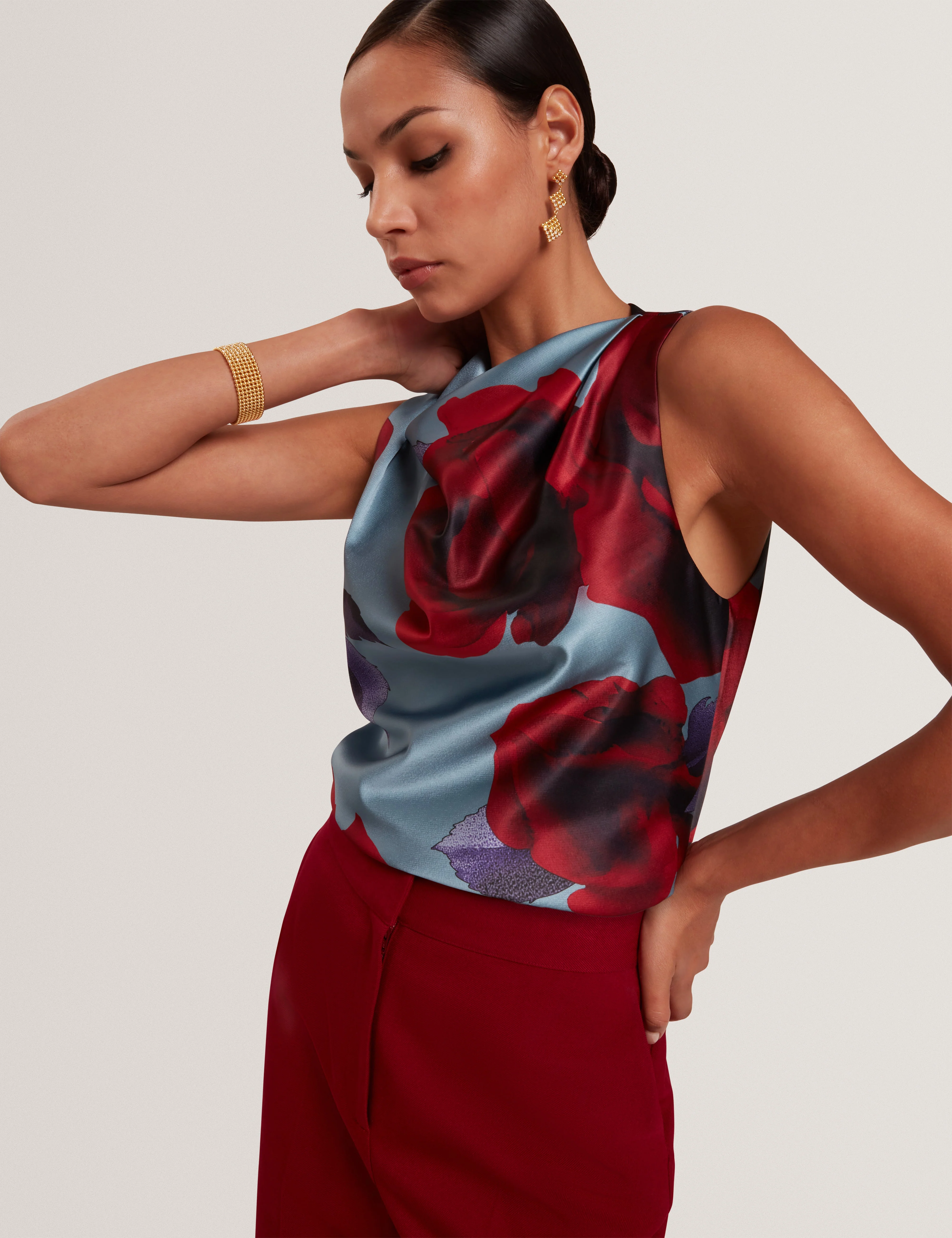 Harplyn Print Sleeveless Drape Neck Top Lt-Blue