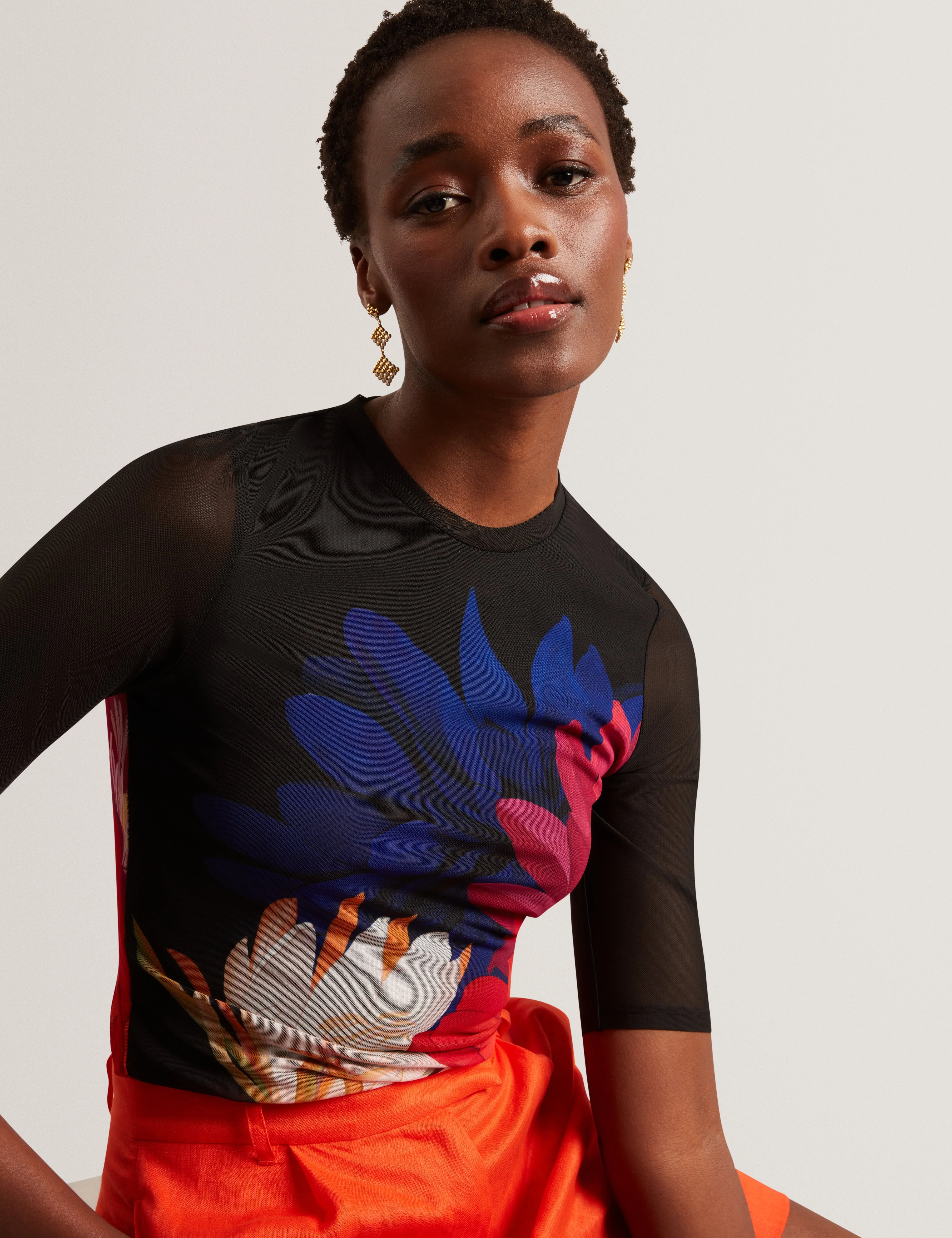 Ilussa Printed Mesh Half Sleeve Top Black - Image 4