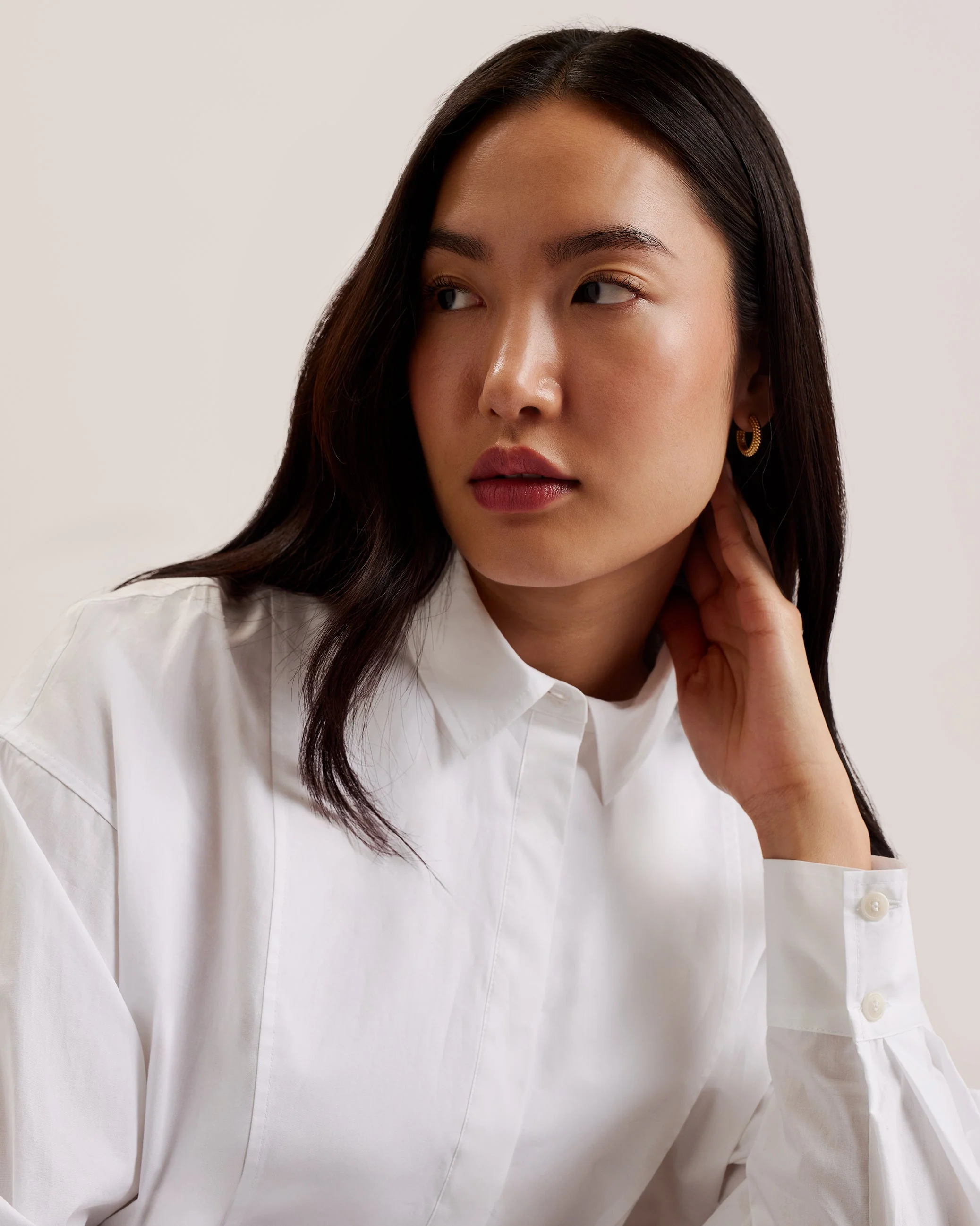 Izote Oversized Drop Shoulder Bib Detail Shirt White - Image 4