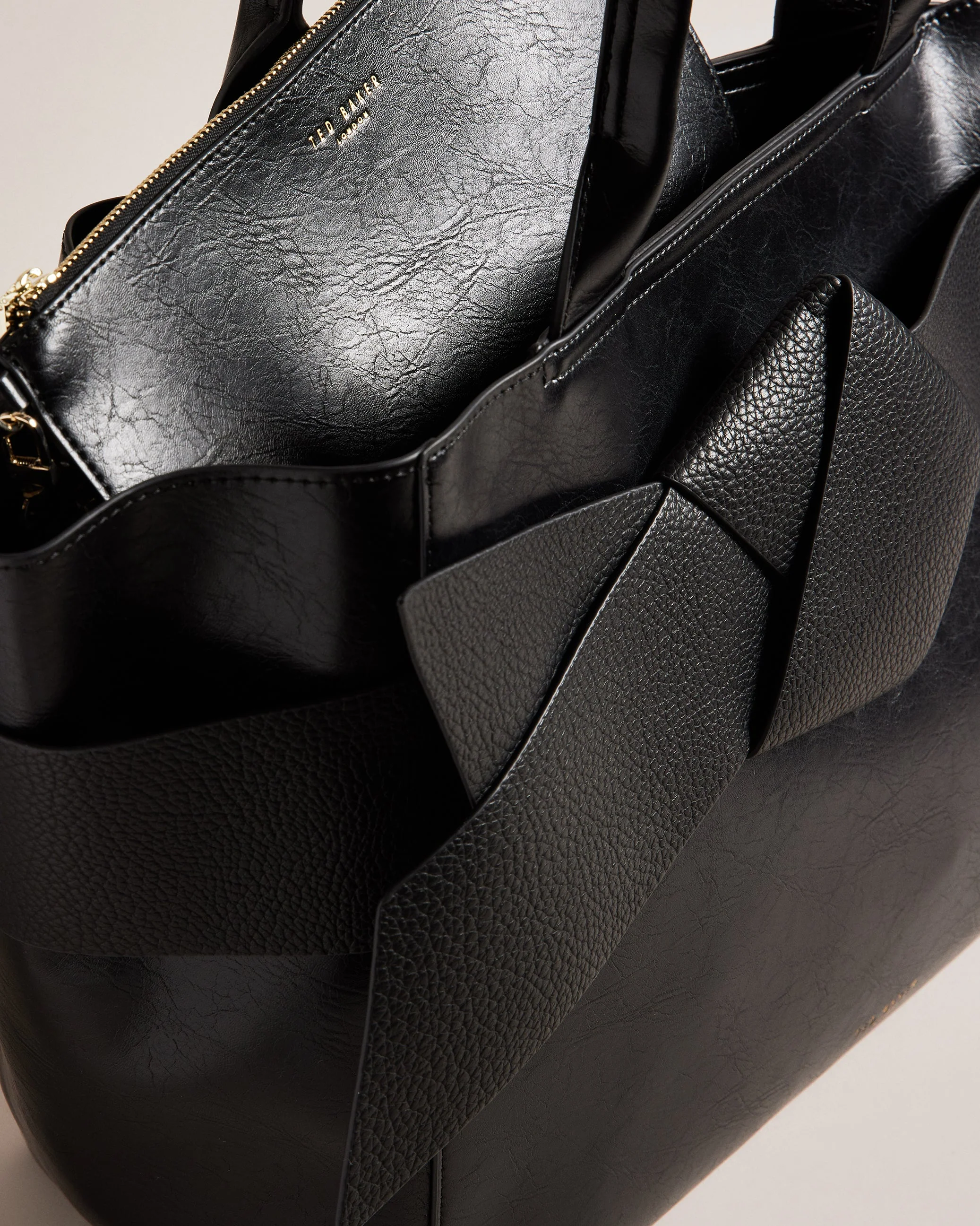 Jimma Pu Large Tote Bag Jet-Black - Image 4