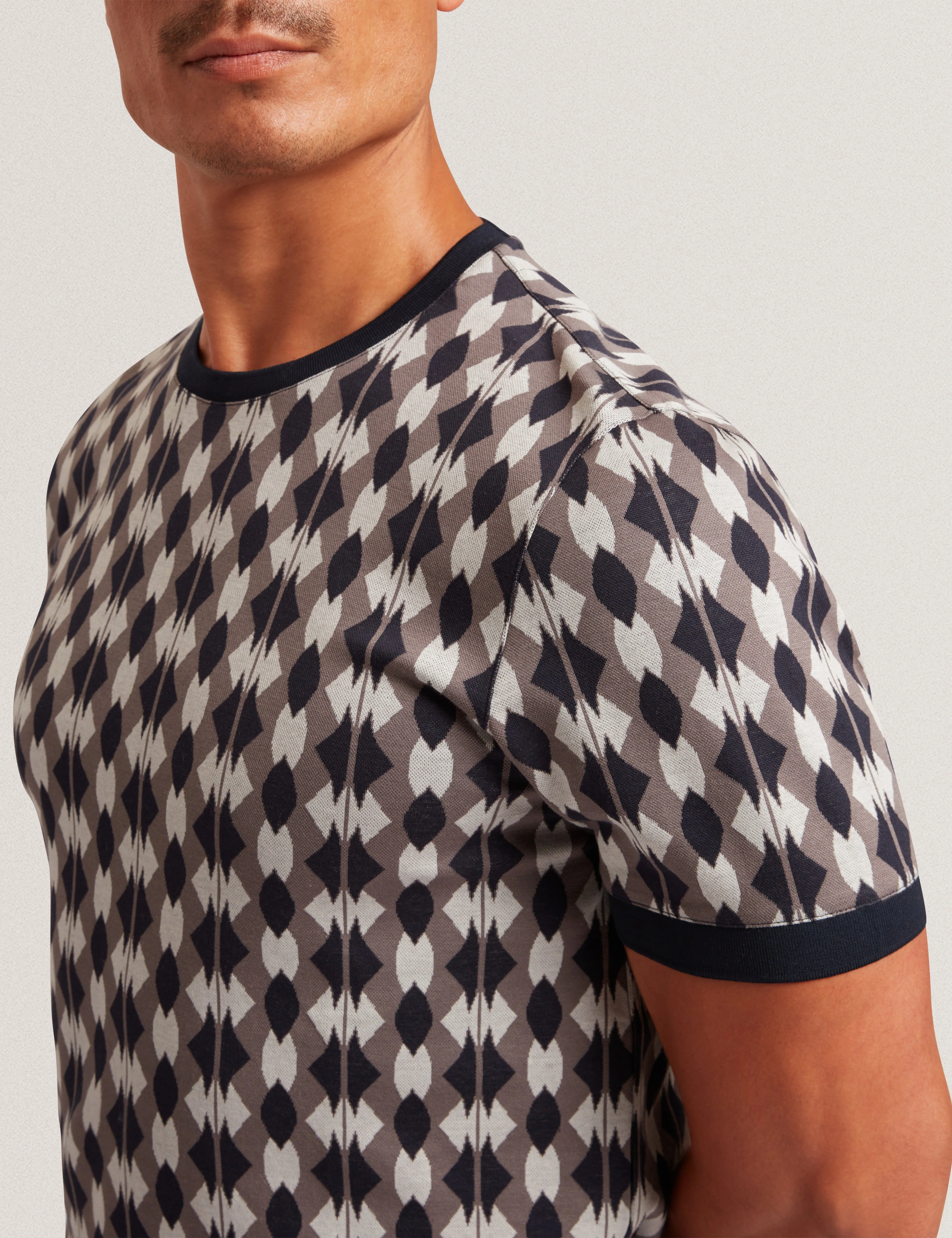 Joaa Ss Geo Jacquard T-Shirt Navy - Image 4