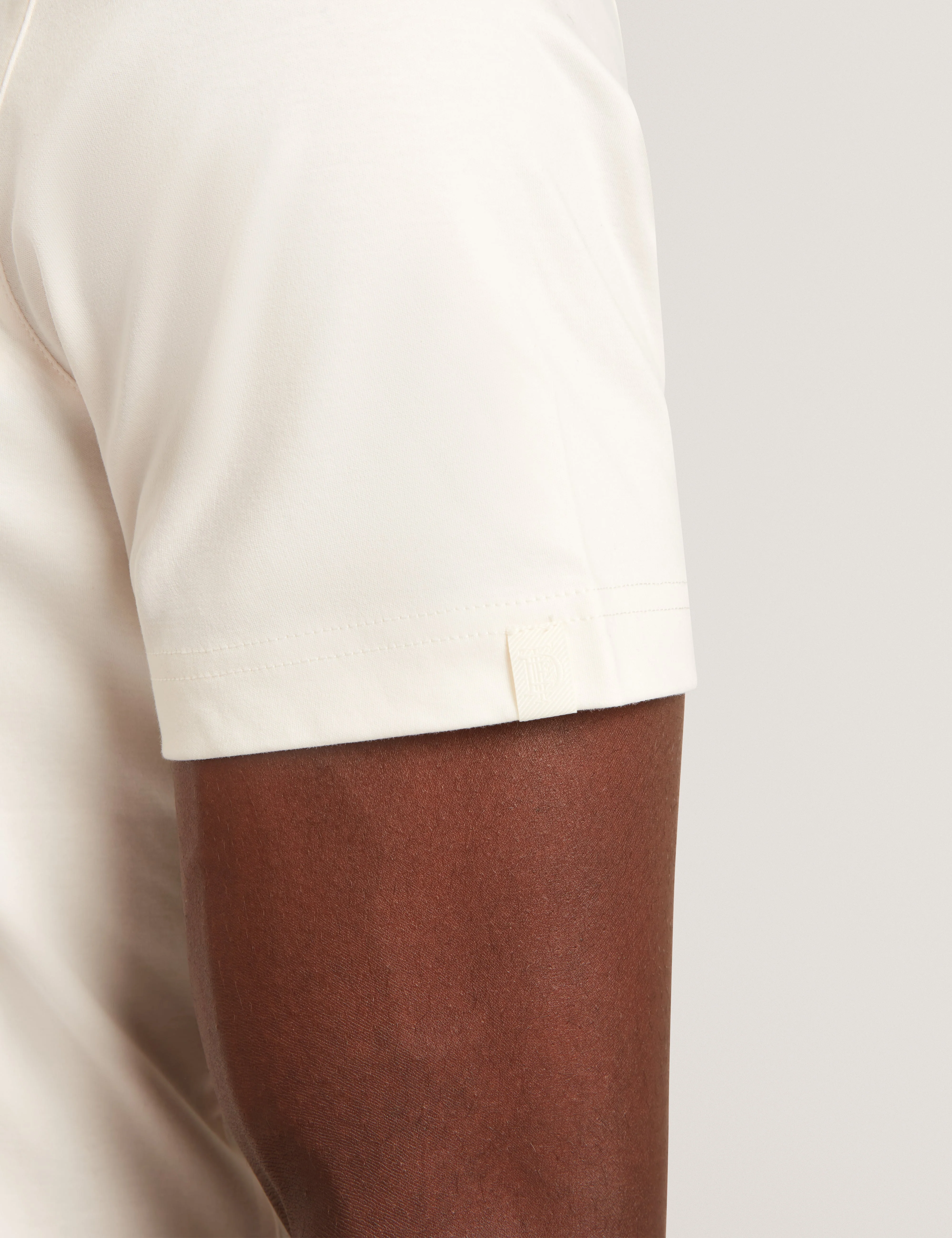 Konrrad Short Sleeve Regular Soft Touch T-Shirt White - Image 4