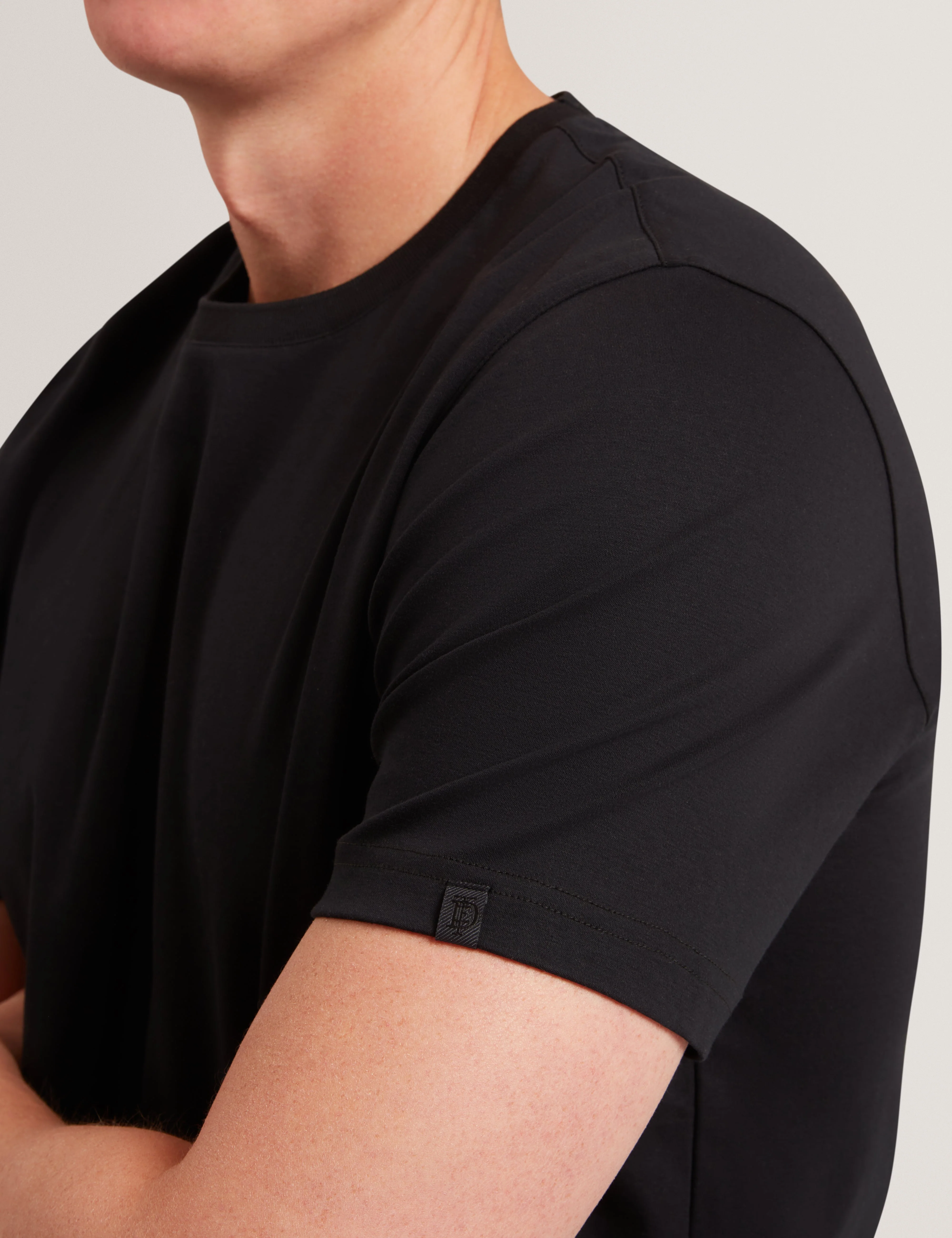 Konrrad Ss Regular Soft Touch T-Shirt Black - Image 4
