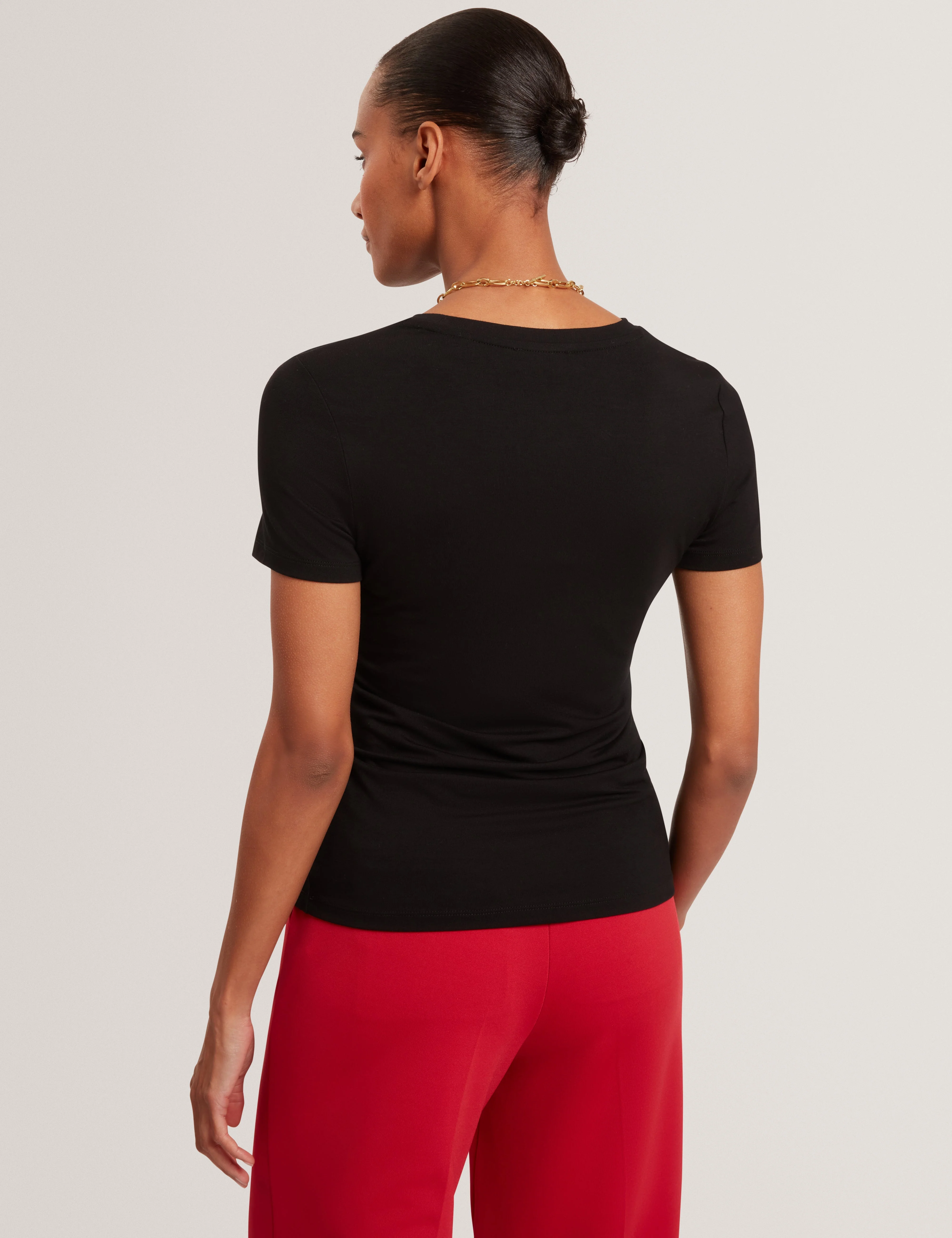 Larnaa Short Sleeve Fitted Tee Black - Image 5