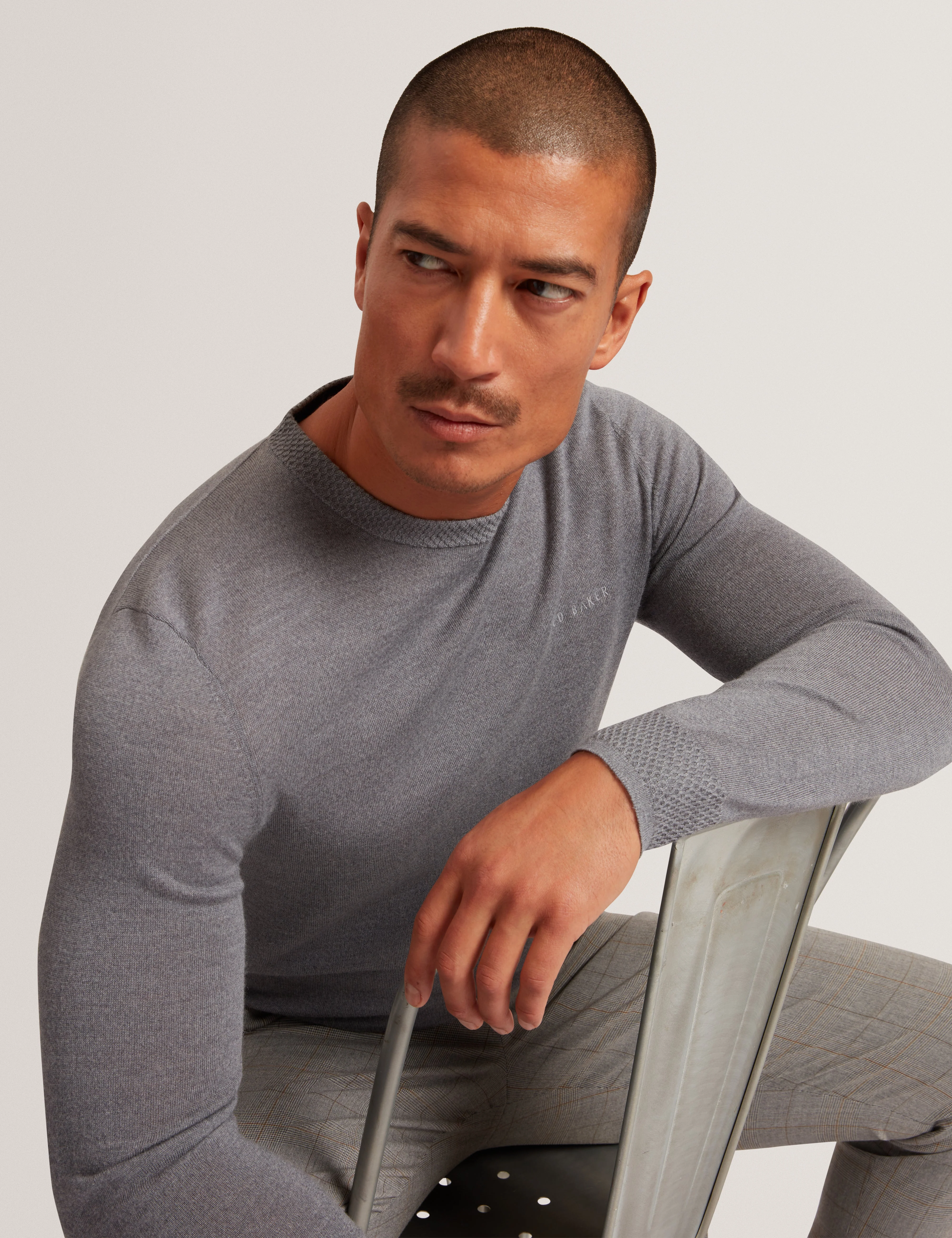 Laurnce Branded Merino Crew Neck Jumper Mid-Grey - Image 6