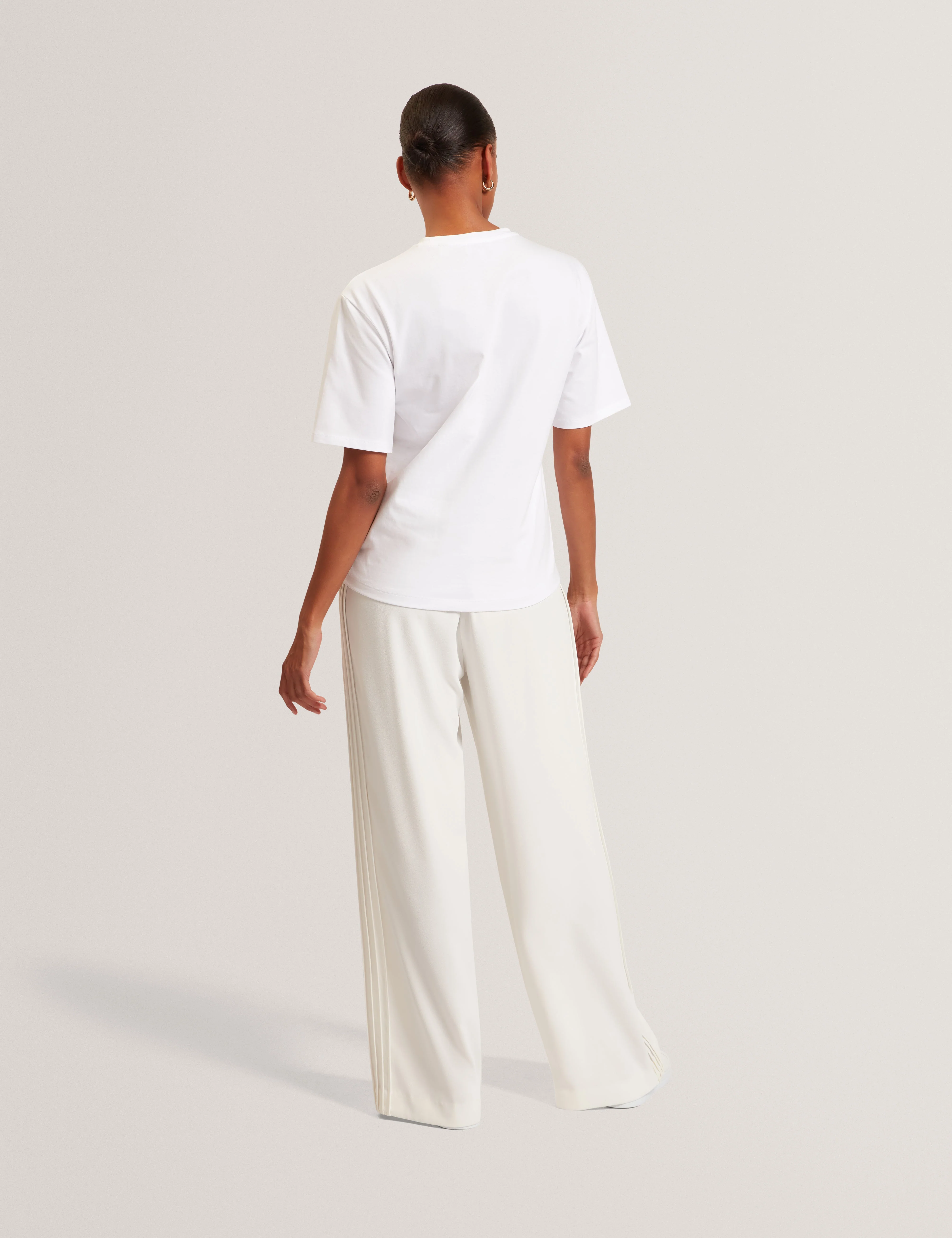 Lavende Ted Baker Branded Boxy T-Shirt White - Image 5