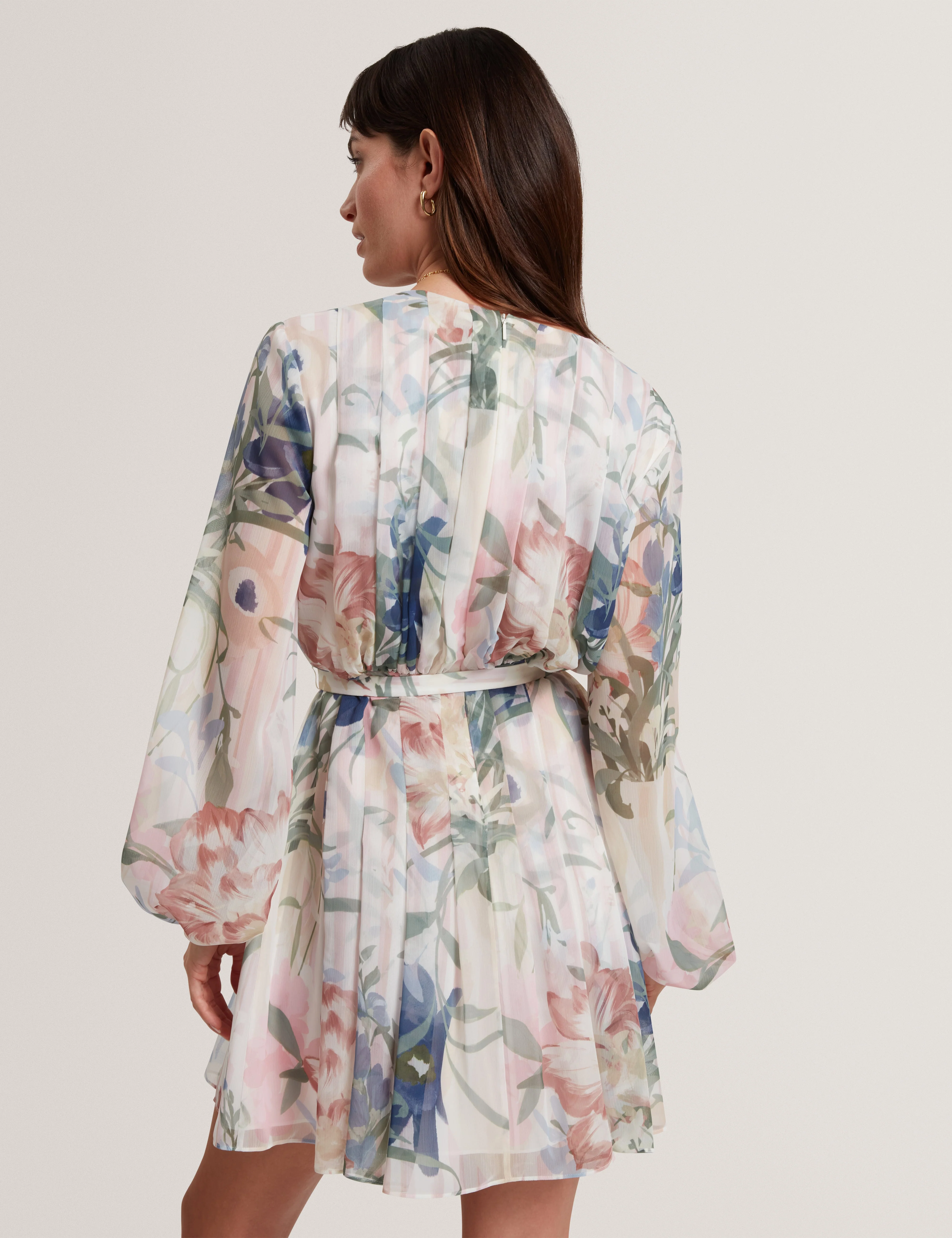 Malmia Pleated Mini Printed Dress Pink - Image 5