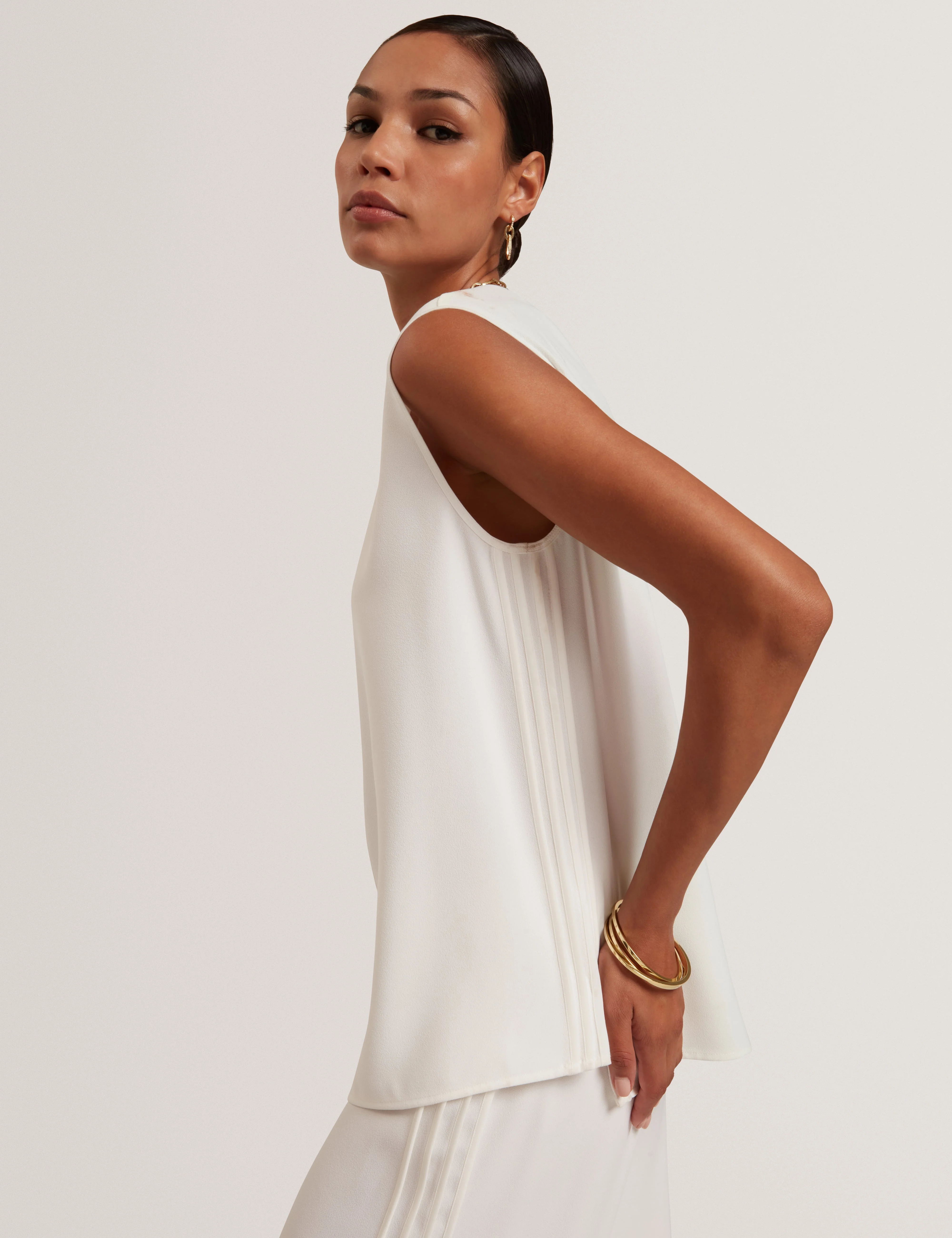 Marmia Sleeveless Top With Piping Detail Ivory - Image 6