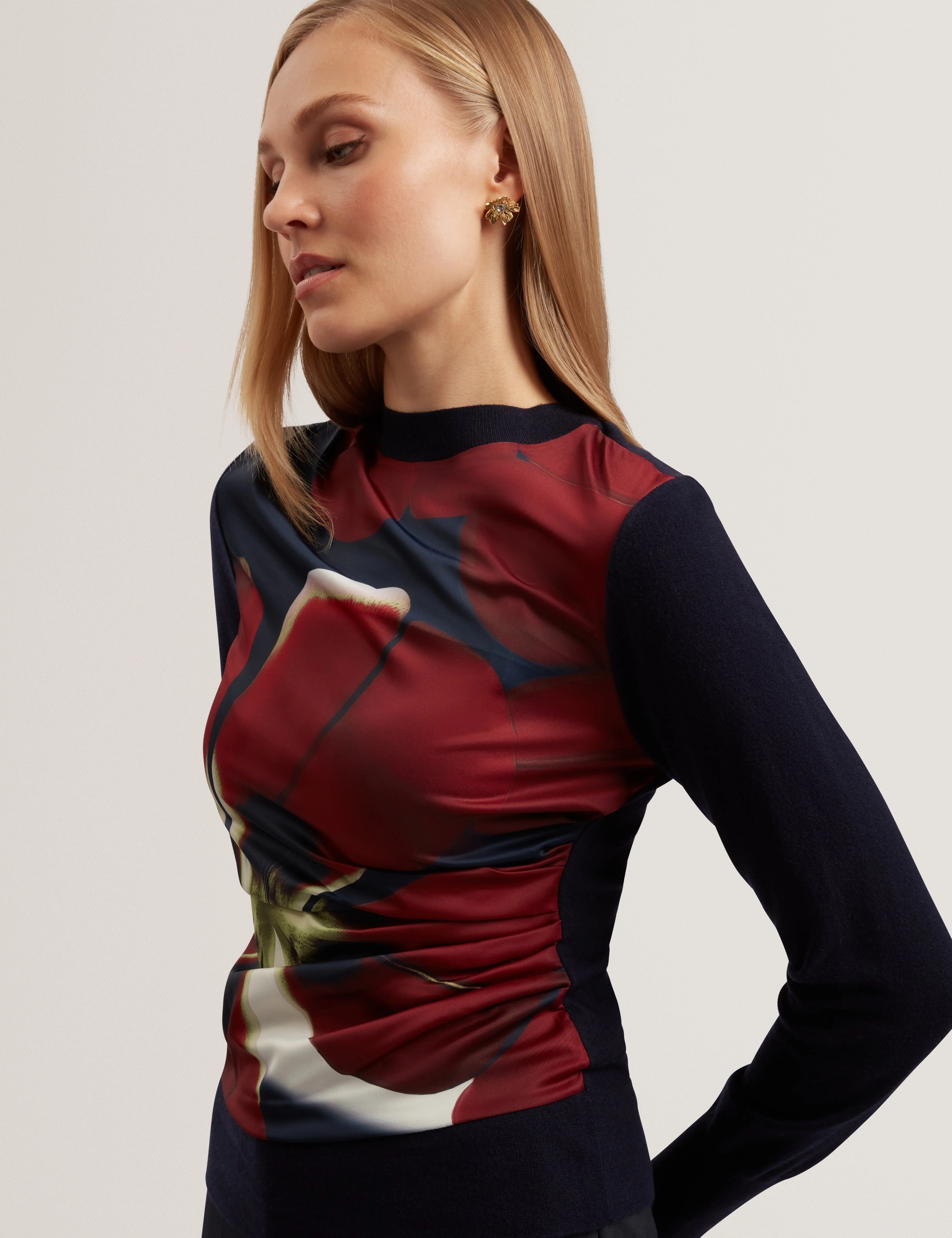 Mawie Printed Draped Front Knitted Top Navy - Image 4