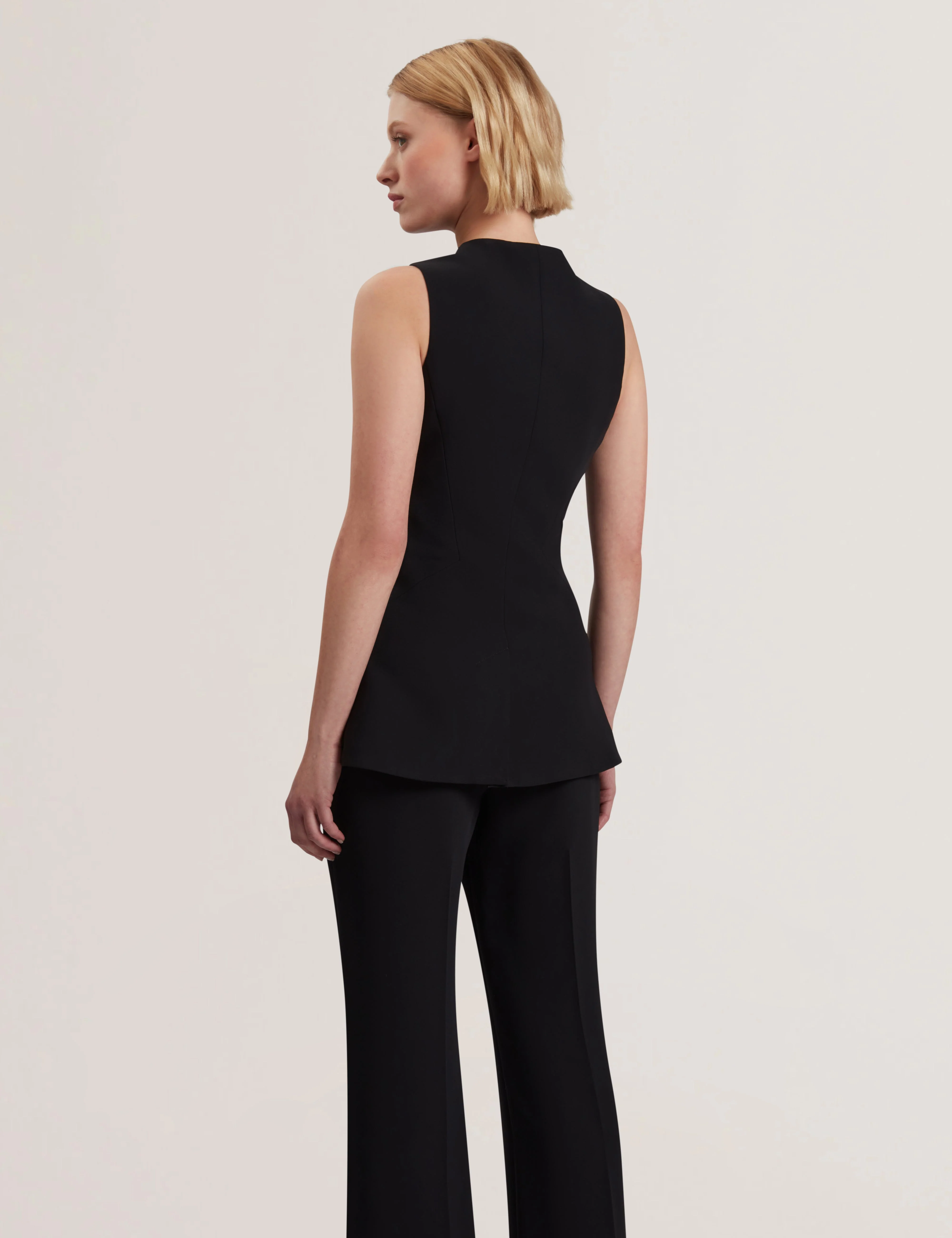 Morriaw Tailored Fitted Longline Waistcoat Black - Image 5