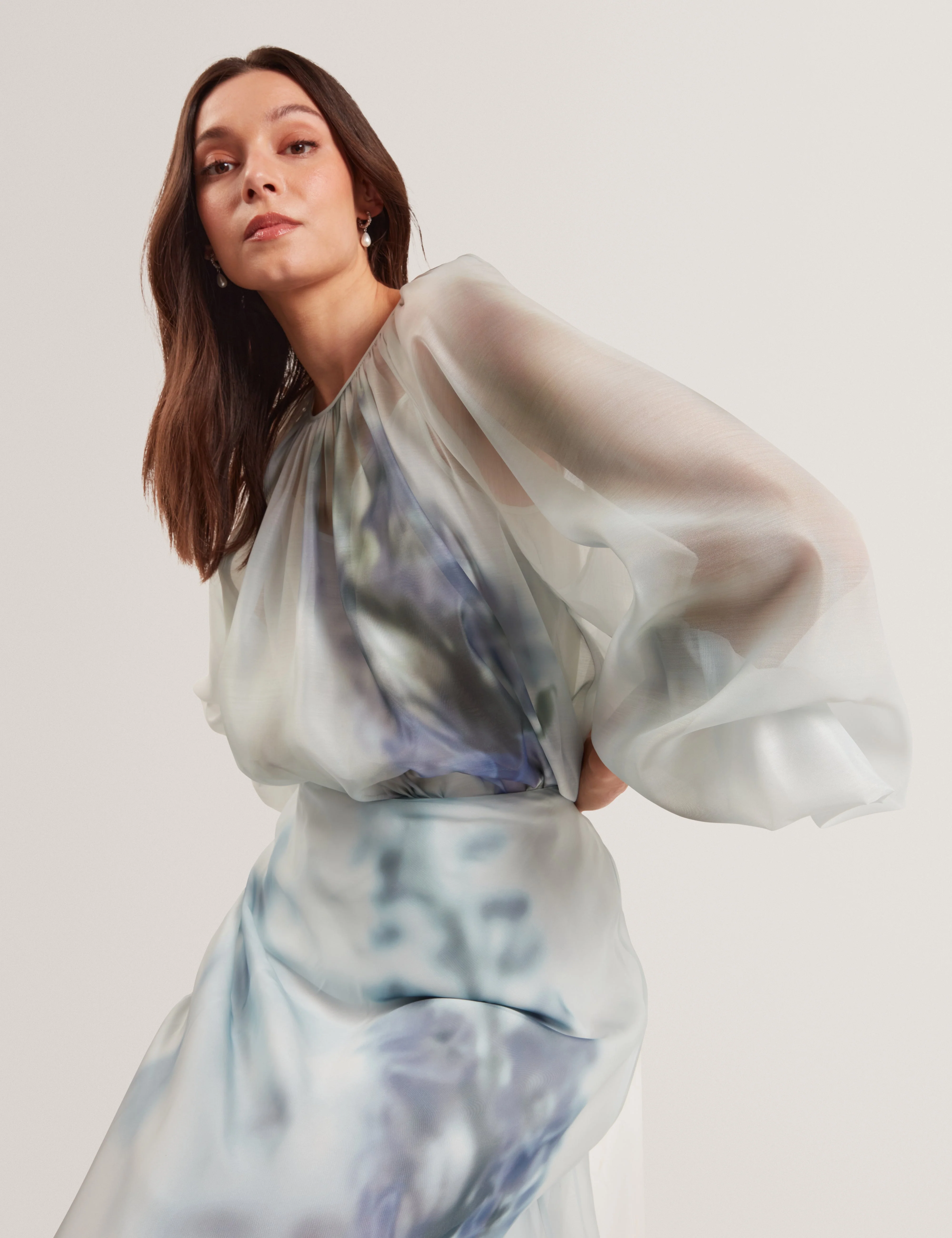 Mylesee Printed Organza Puff Sleeve Blouse Lt-Green - Image 3