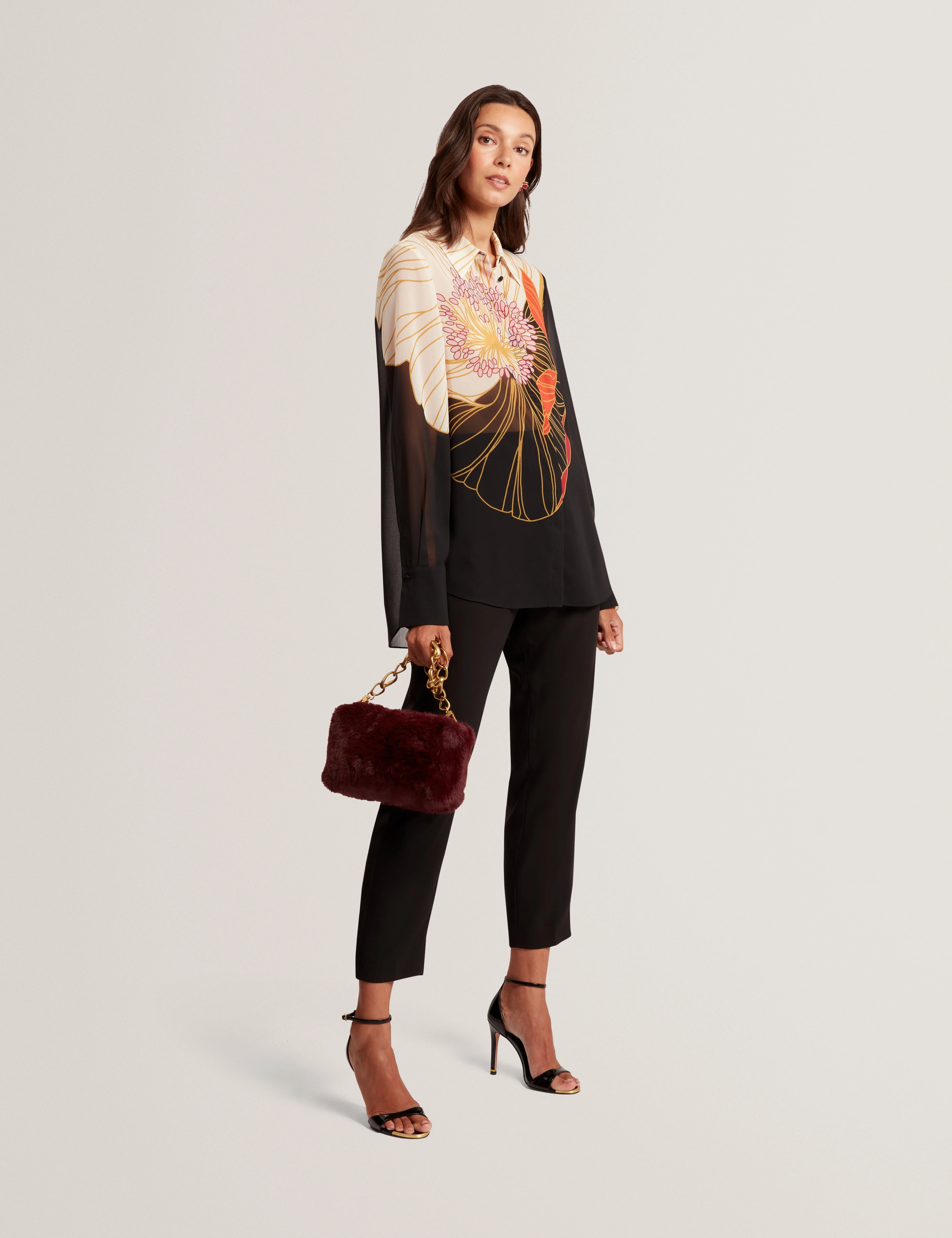 Nekeata Printed Long Line Shirt Black - Image 2