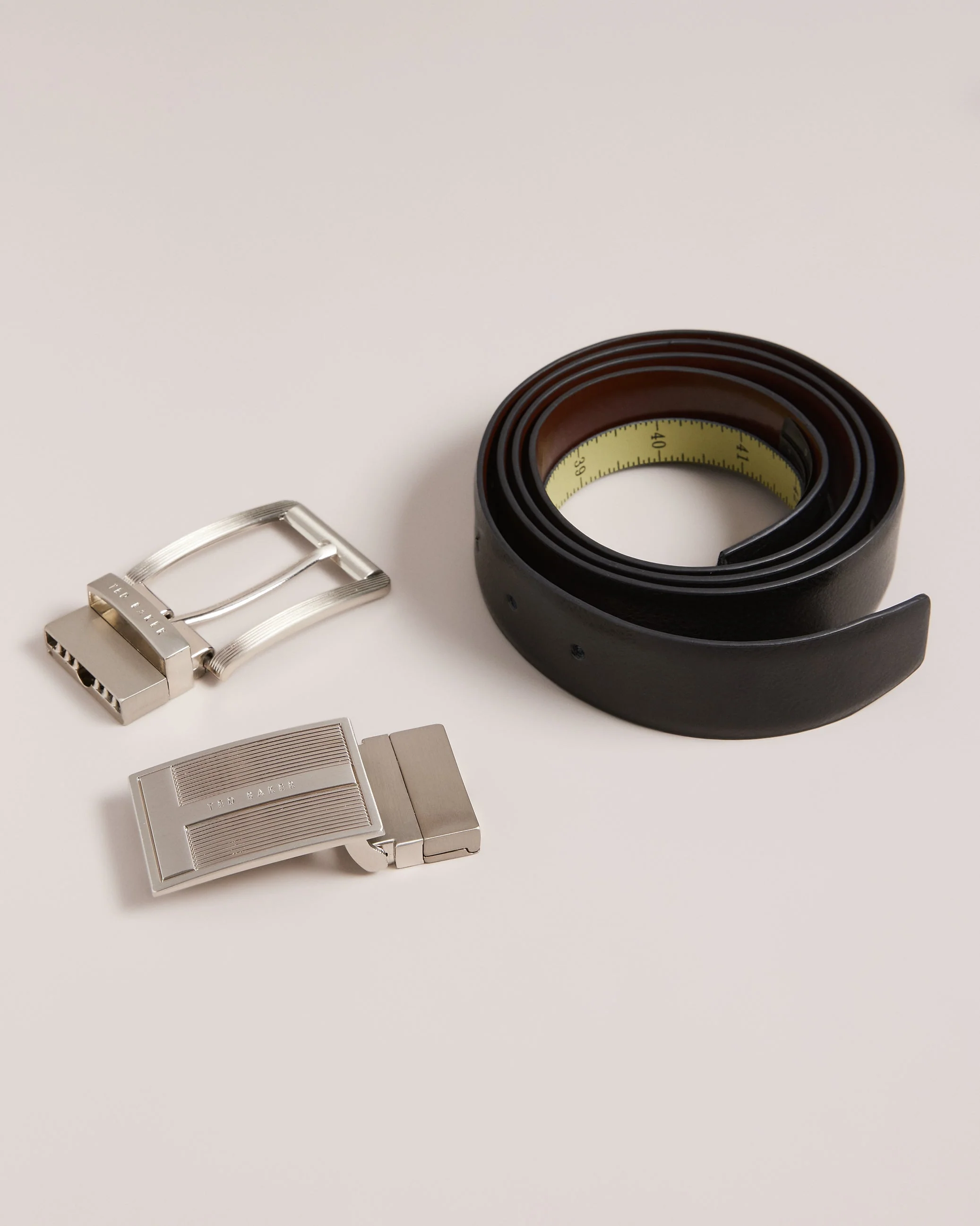 Newbey Belt In A Box Black - Image 4